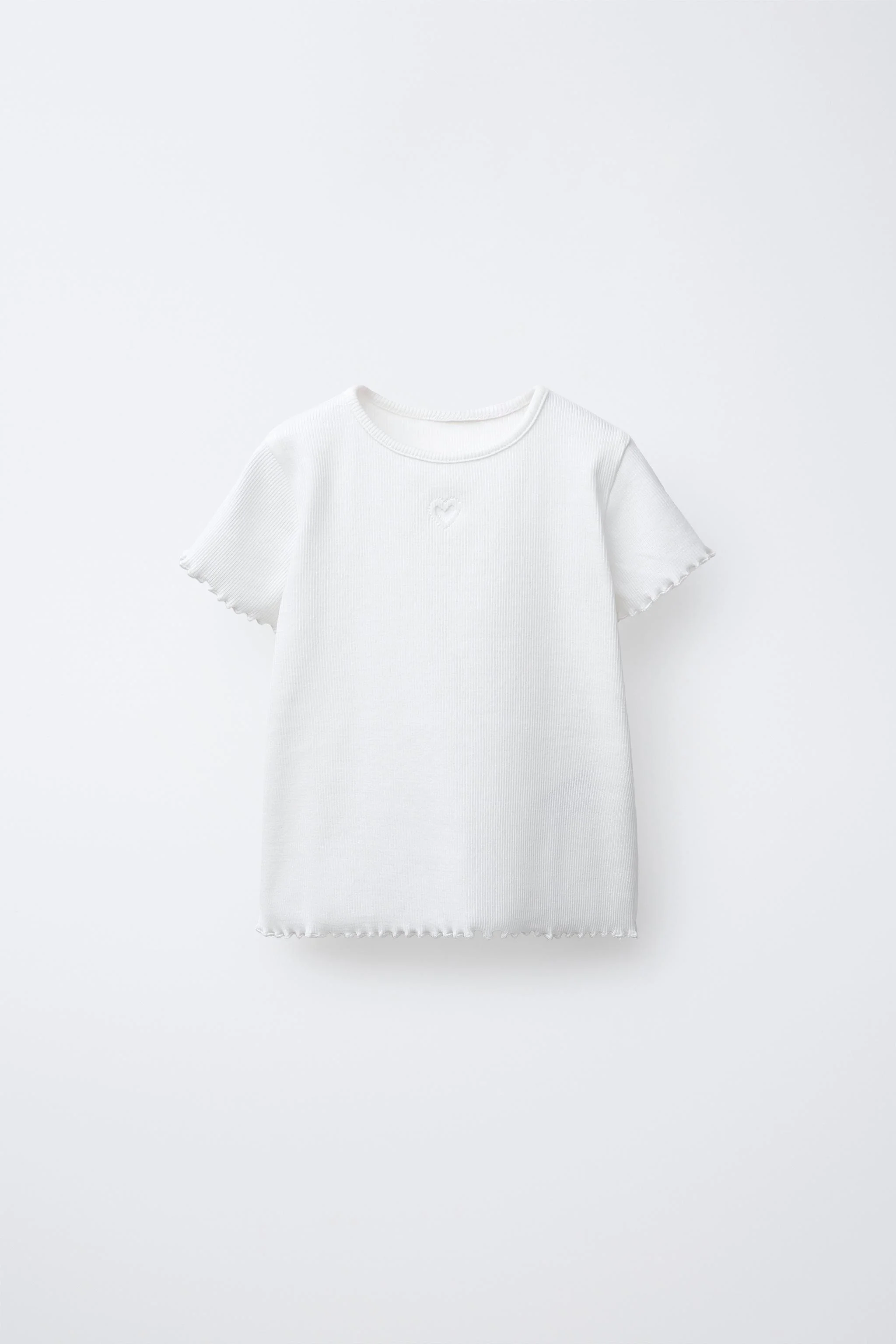 تی شرت یقه گرد آستین کوتاه با طرح قلبی