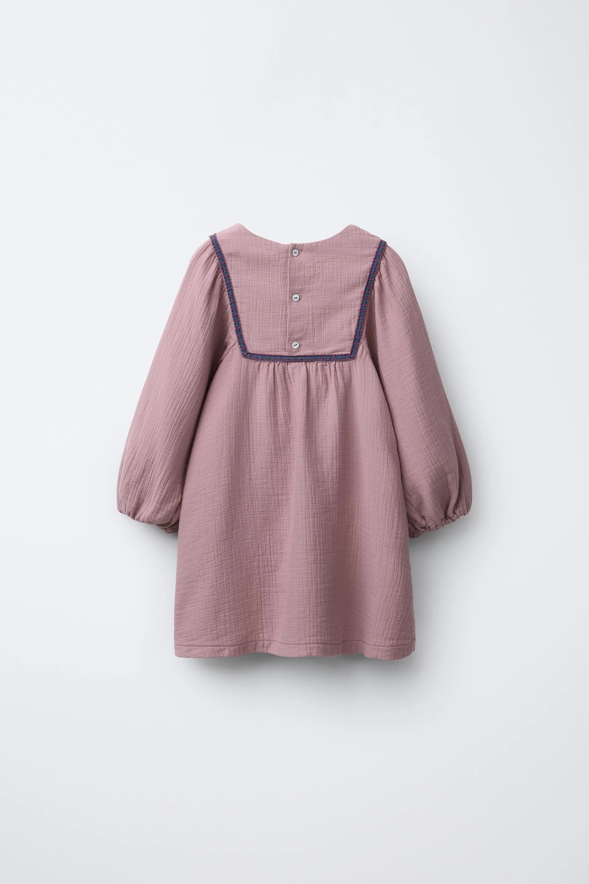 پیراهن روستیک با گلدوزی