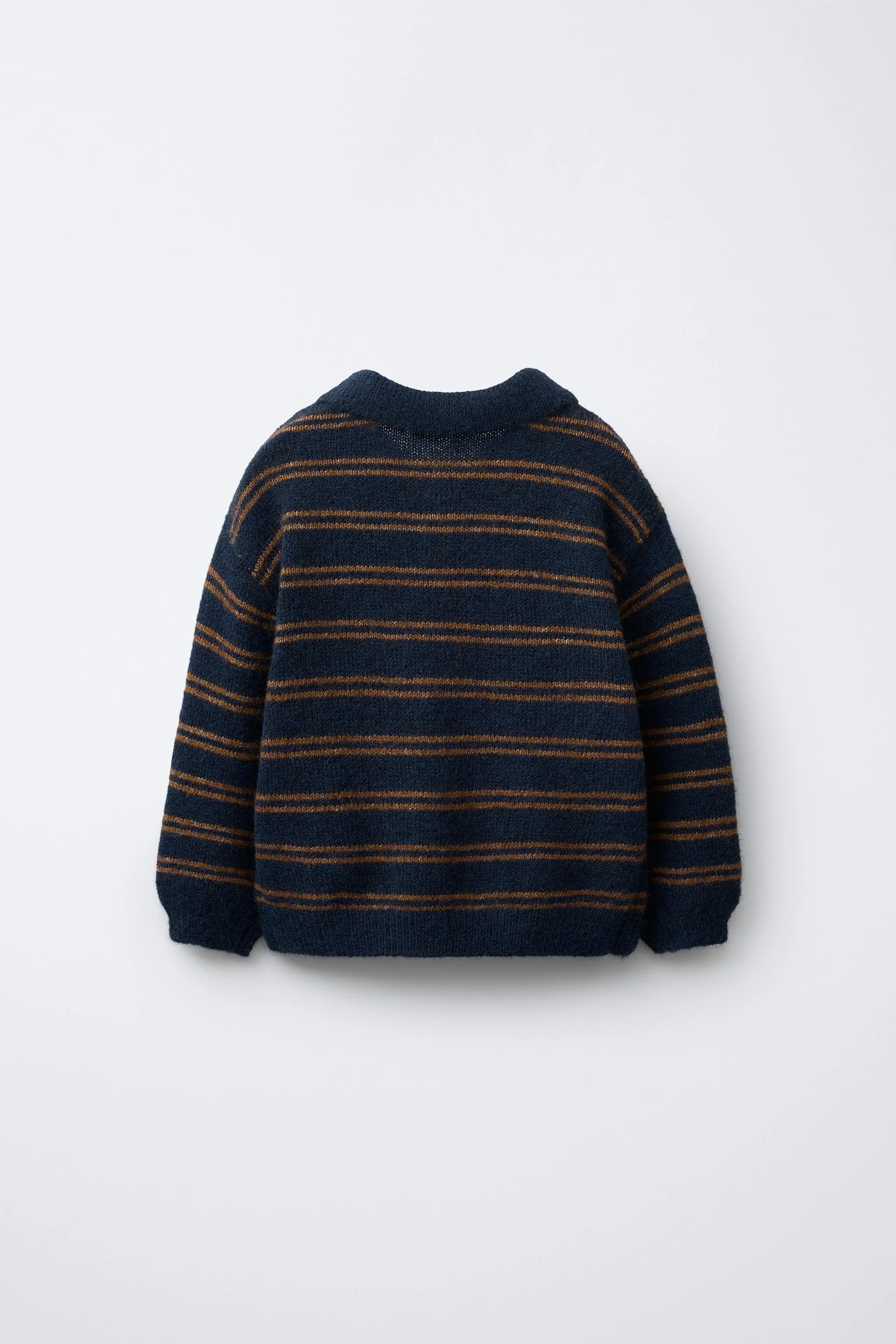 پلیور بافت راه راه با خرس قلاب بافی پلیور بافت راه راه با خرس قلاب بافی