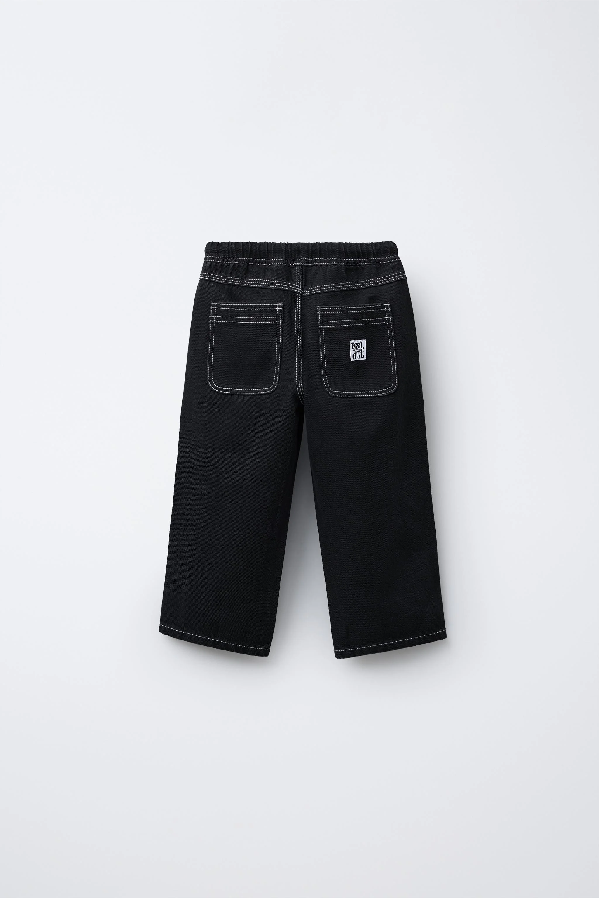 شلوار جین بگ گشاد با رنگ متضاد