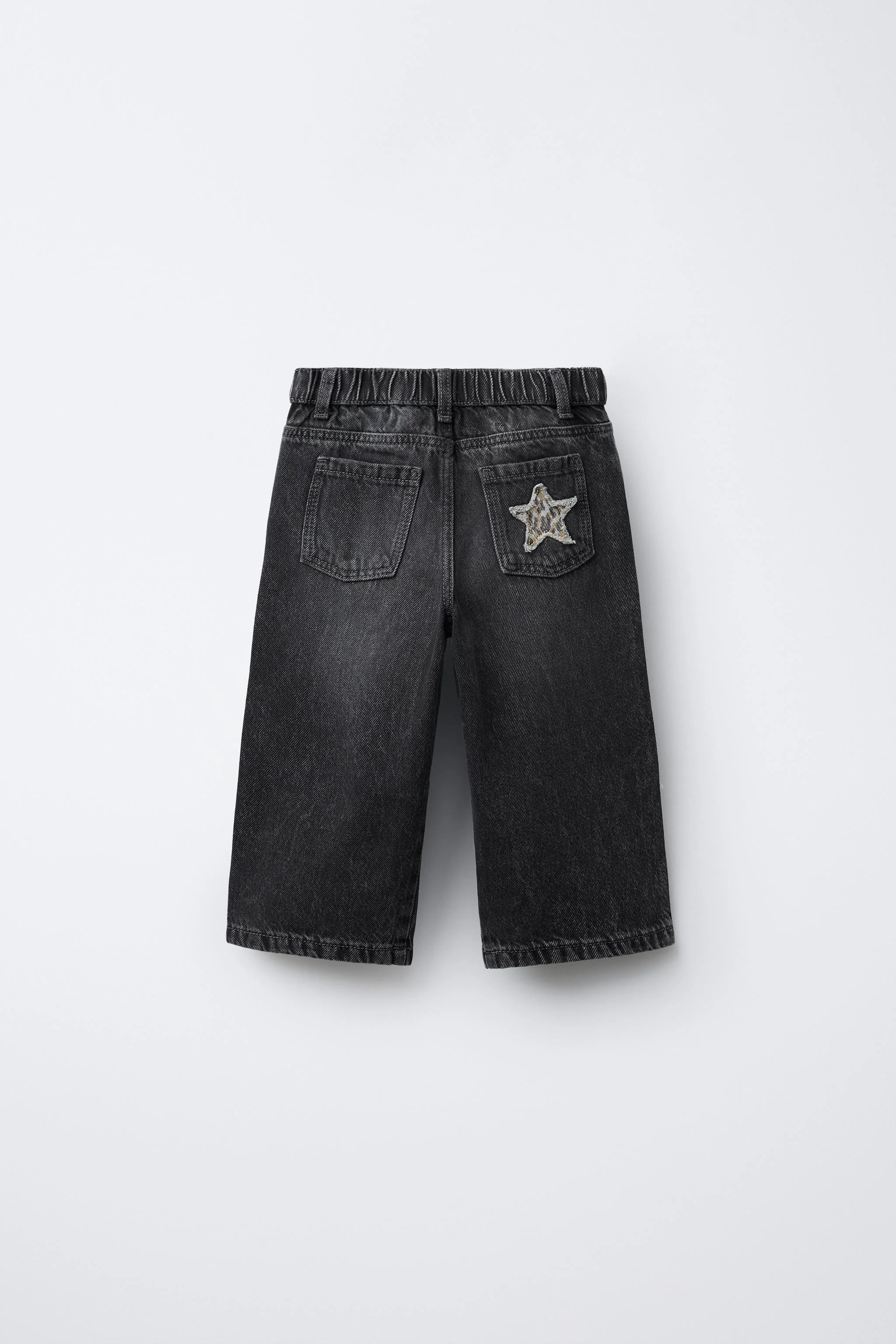 شلوار جین پاچه گشاد با طرح ستاره و طرح حیوانات شلوار جین پاچه گشاد با طرح ستاره و طرح حیوانات