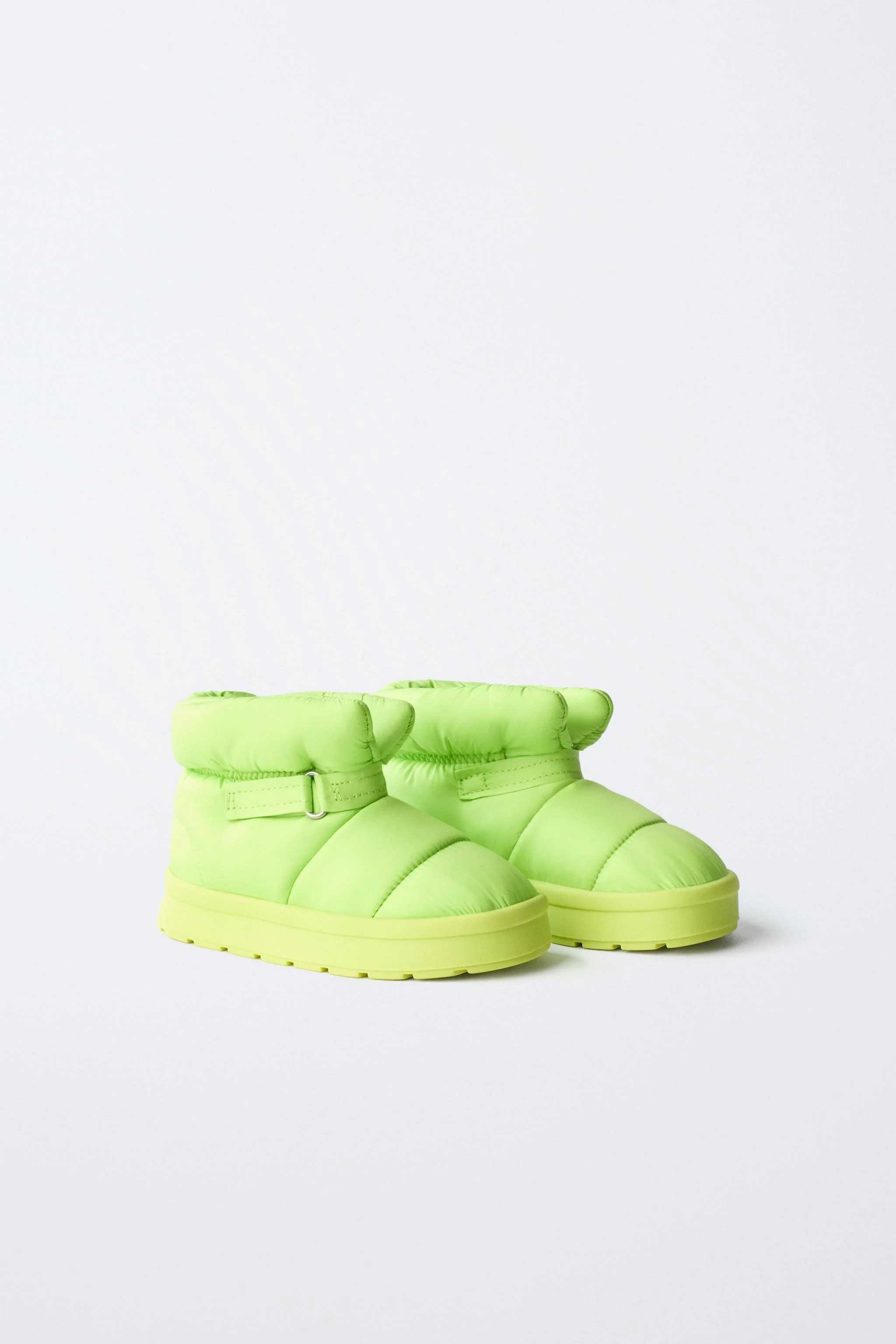 نیم بوت نایلونی ضد آب نیم بوت نایلونی ضد آب