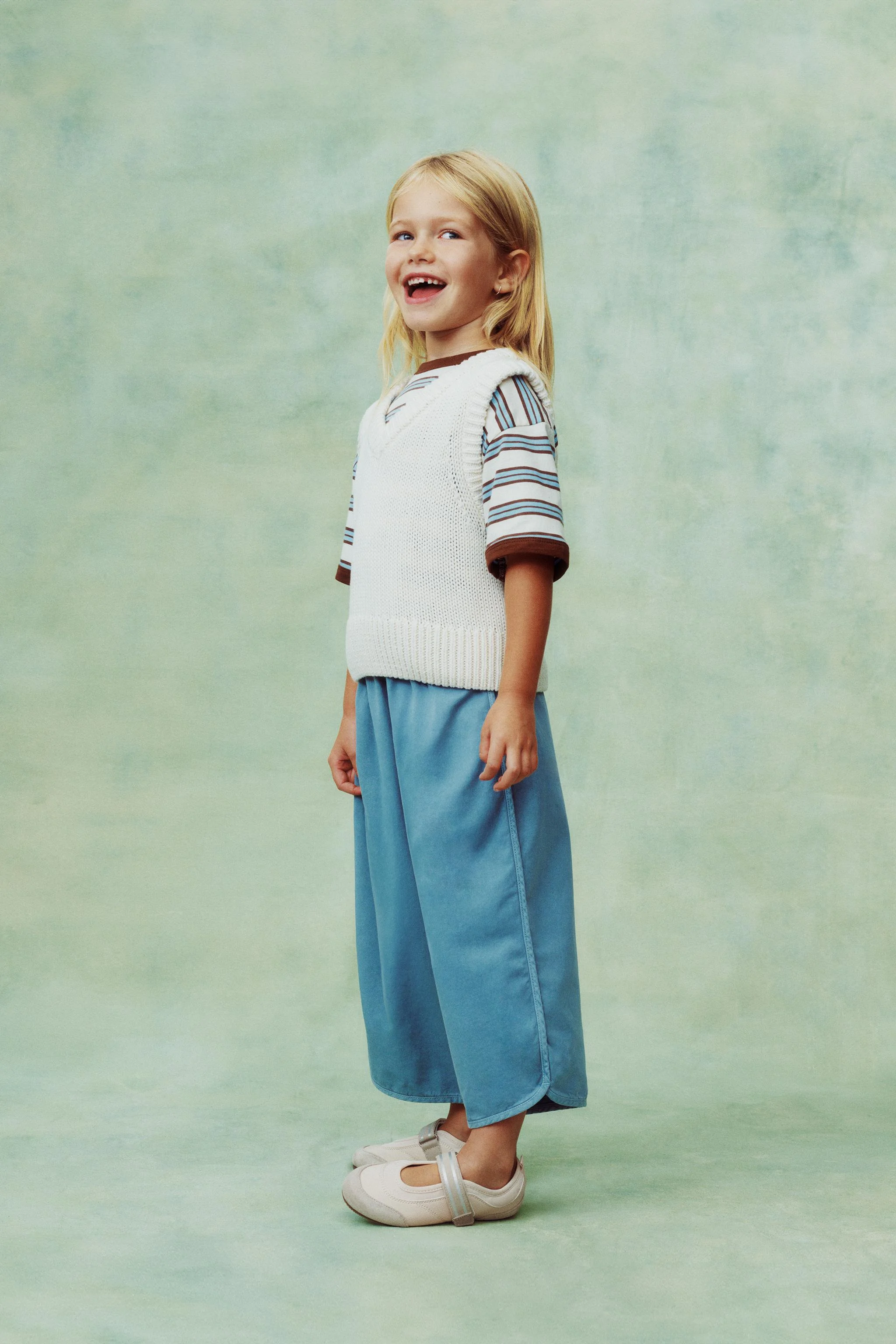 کفش باله اسپرت کفش باله اسپرت