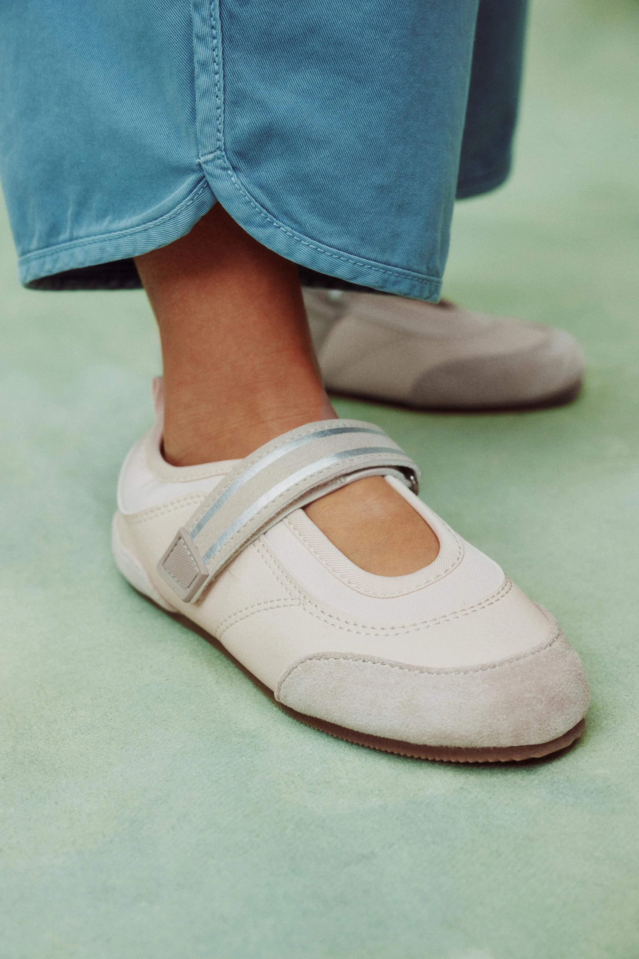 کفش باله اسپرت کفش باله اسپرت