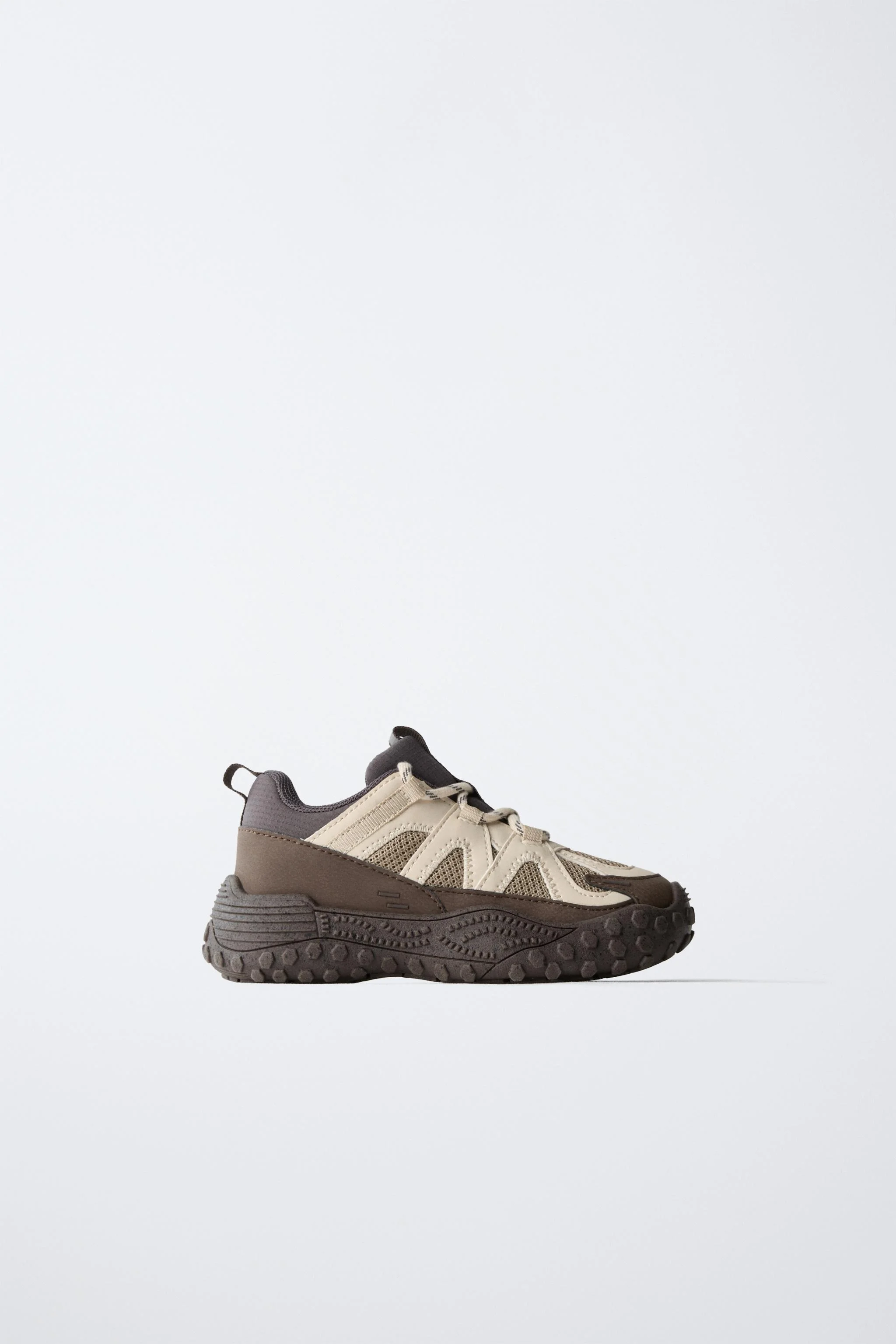 کفش های ورزشی کوهستانی