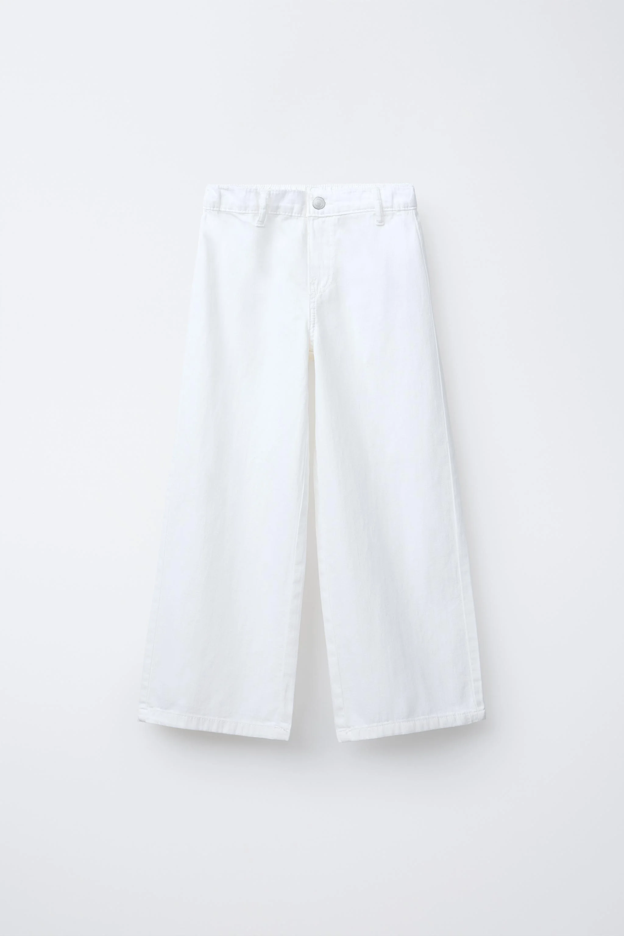 شلوار گشاد با پاچه های آزاد