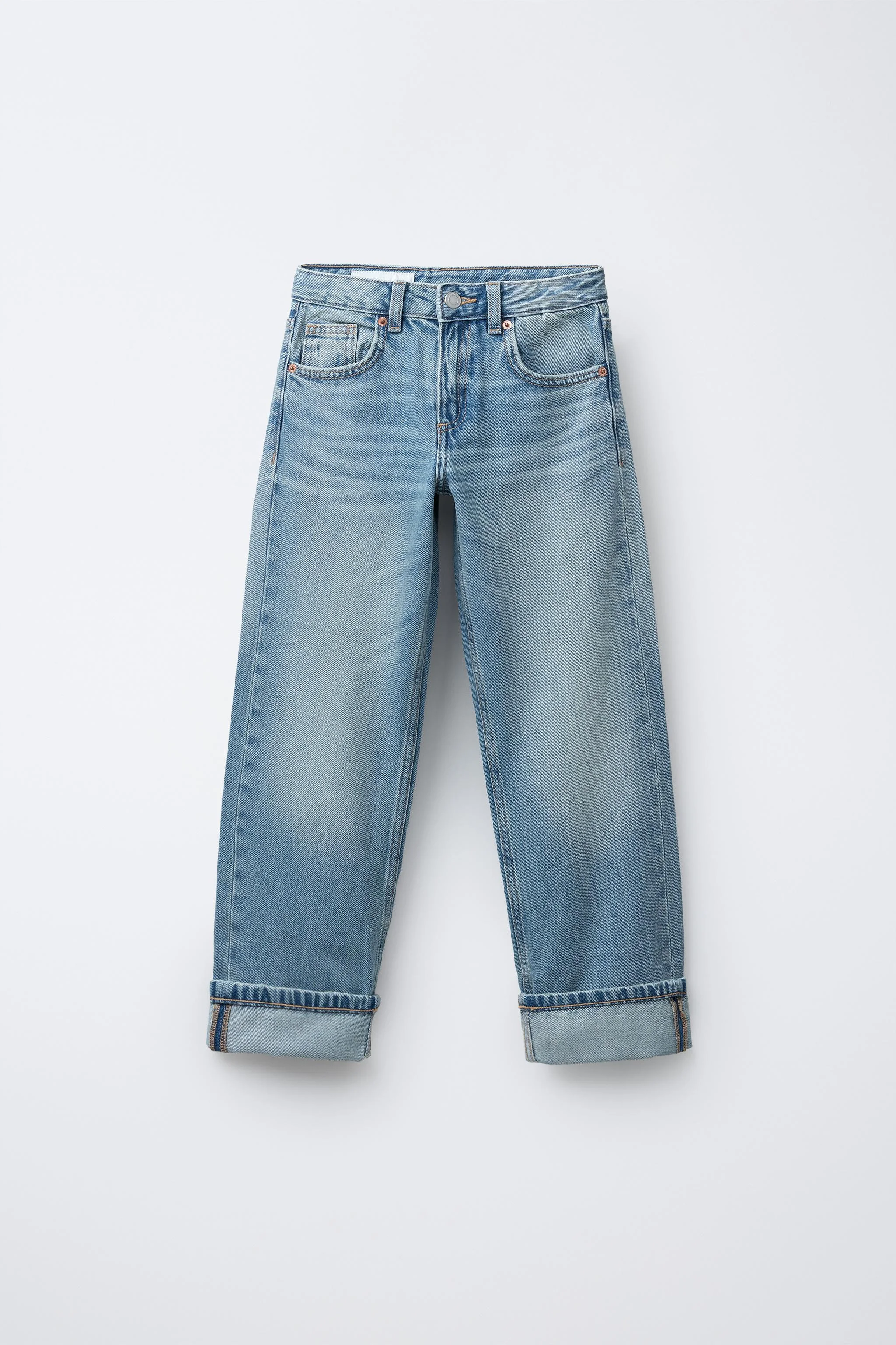 شلوار جین راسته با تکه دوزی های قلبی