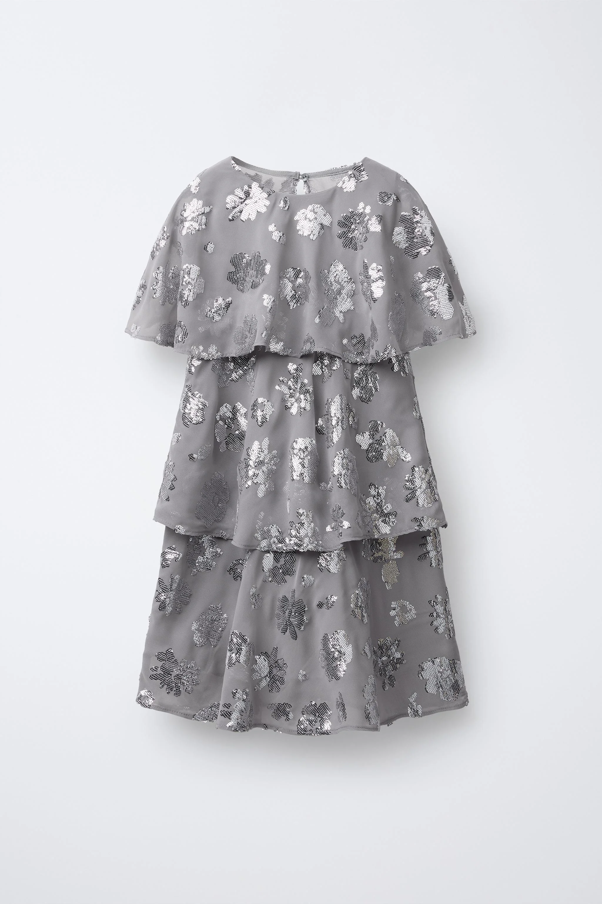 پیراهن چین‌دار با گل‌های پولکی