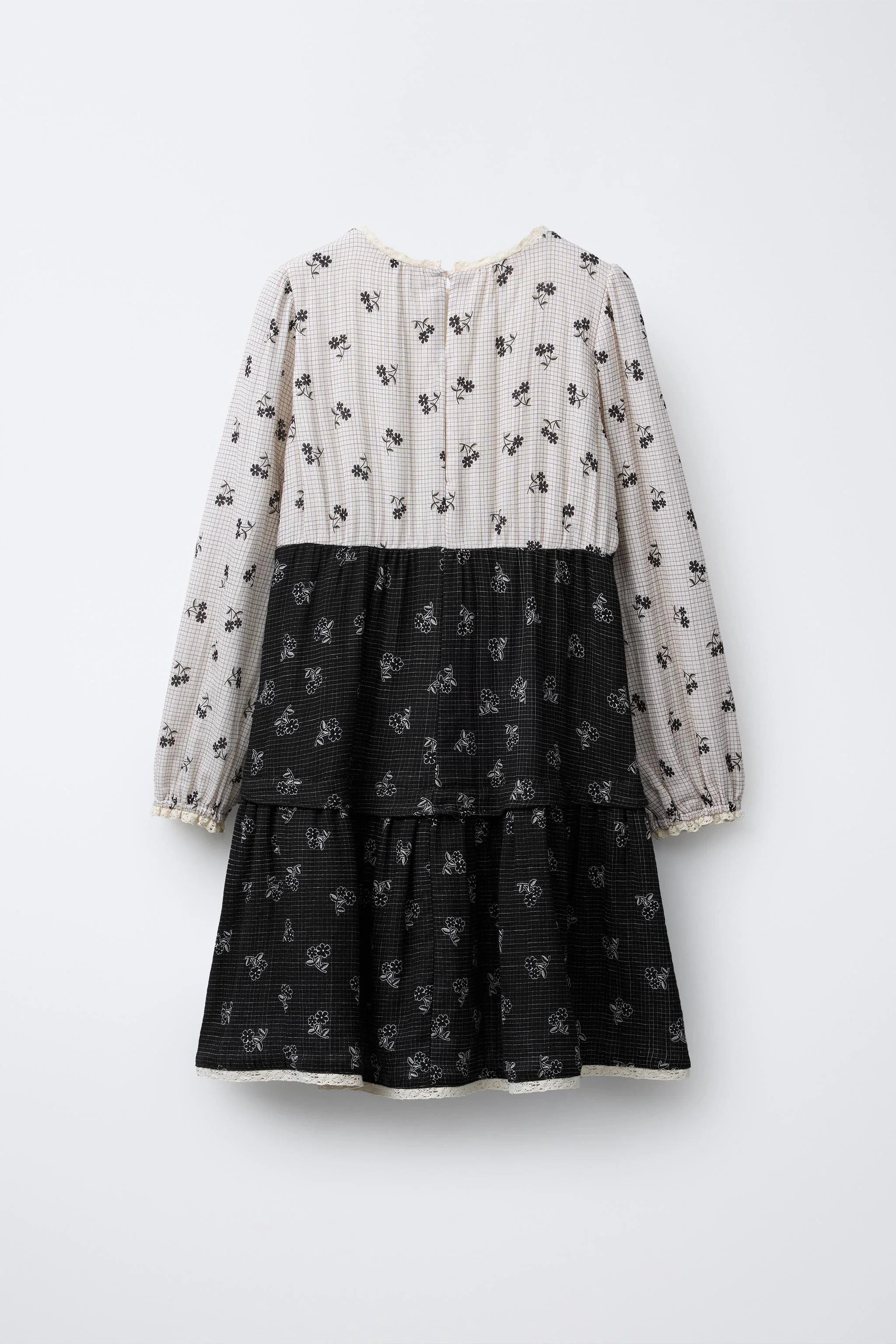 پیراهن طرح چهارخانه و گلدار