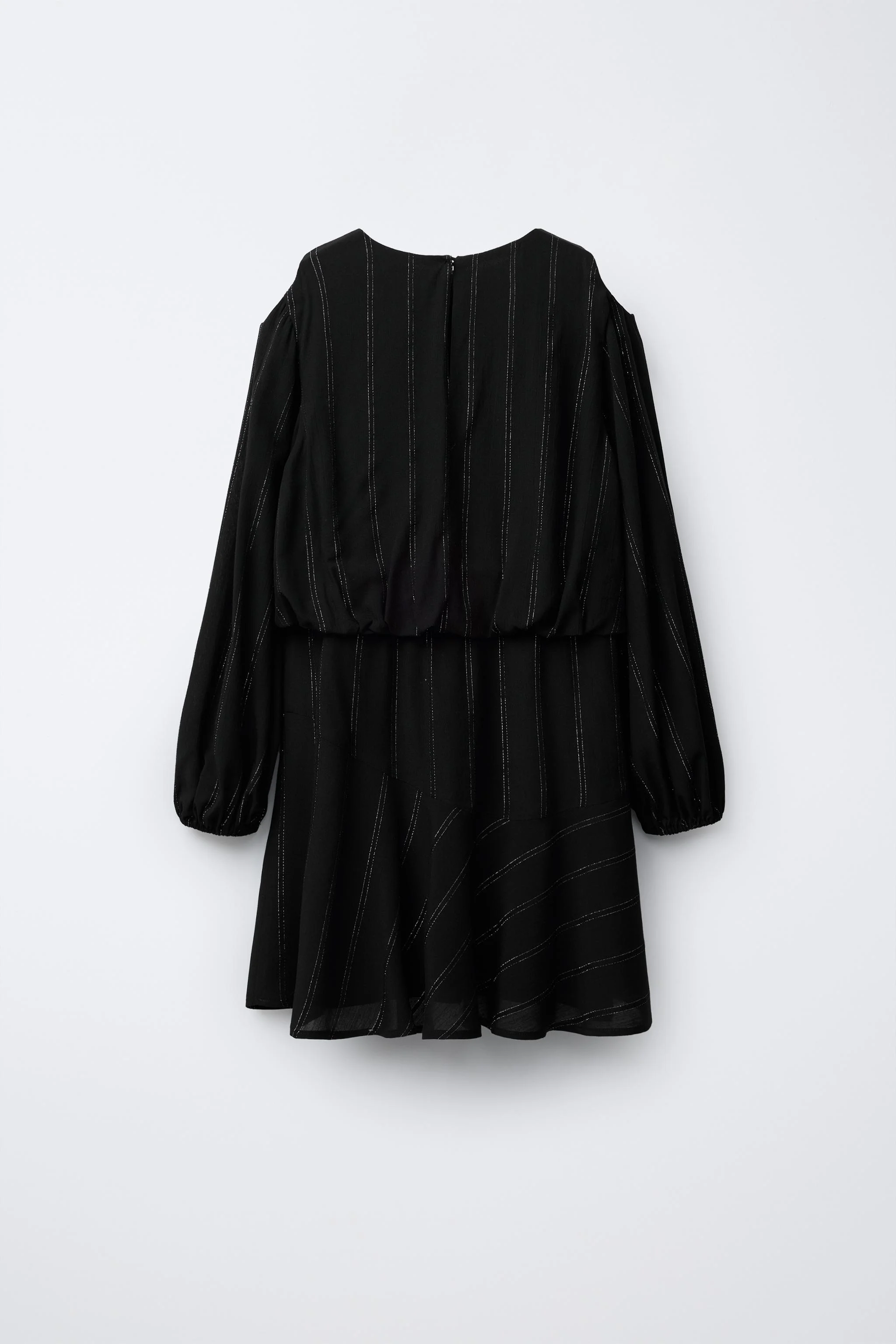 پیراهن راه راه درخشان