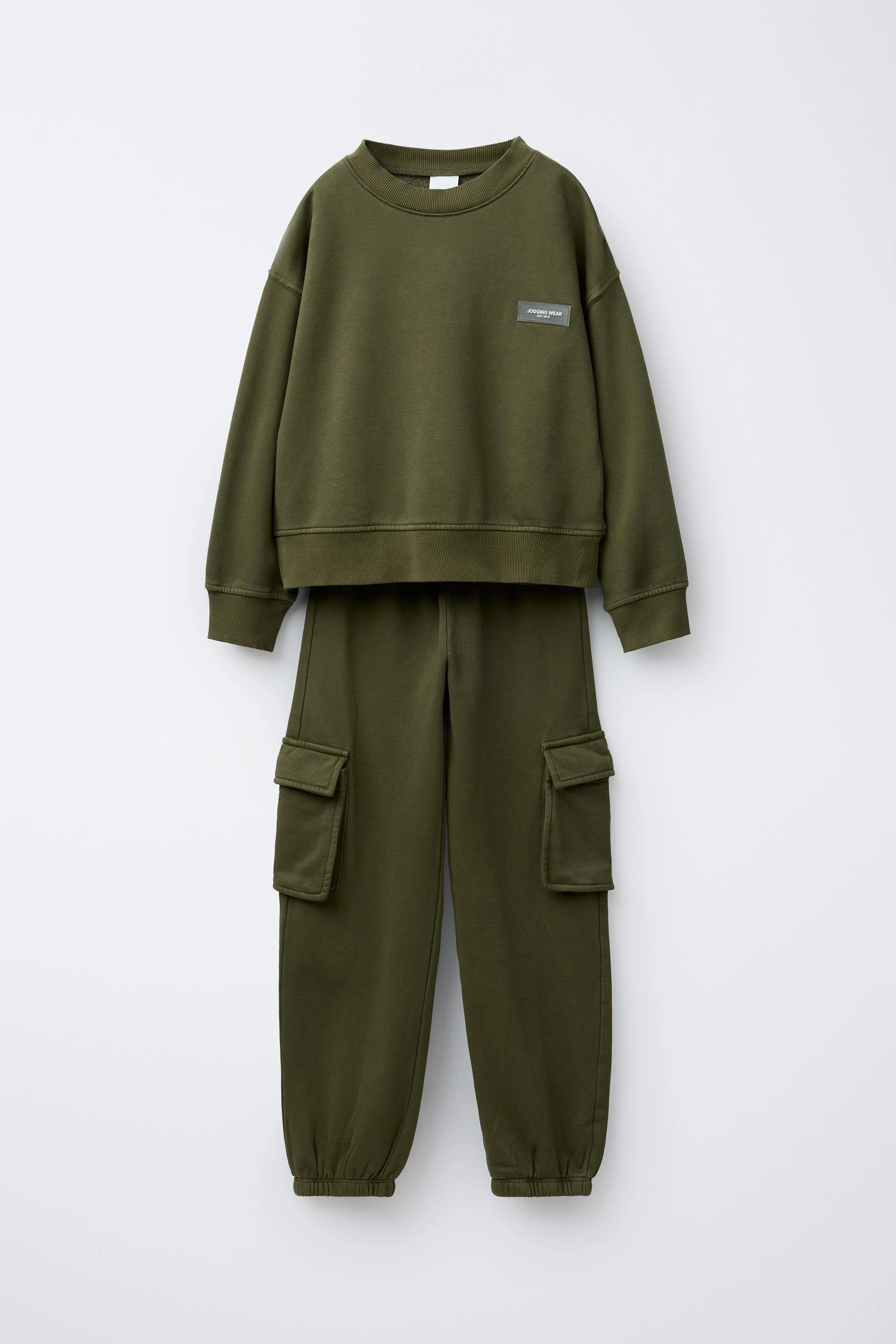 ست بلوز یقه گرد و شلوار جاگر کارگو