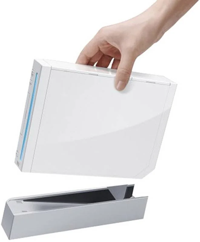 کنسول نینتندو Wii نسخه ASI/NTSC به همراه Wii Sports، فناوری کنترل حرکتی، فناوری بی سیم مبتنی بر بلوتوث، سفید | RVL S WABB ASI