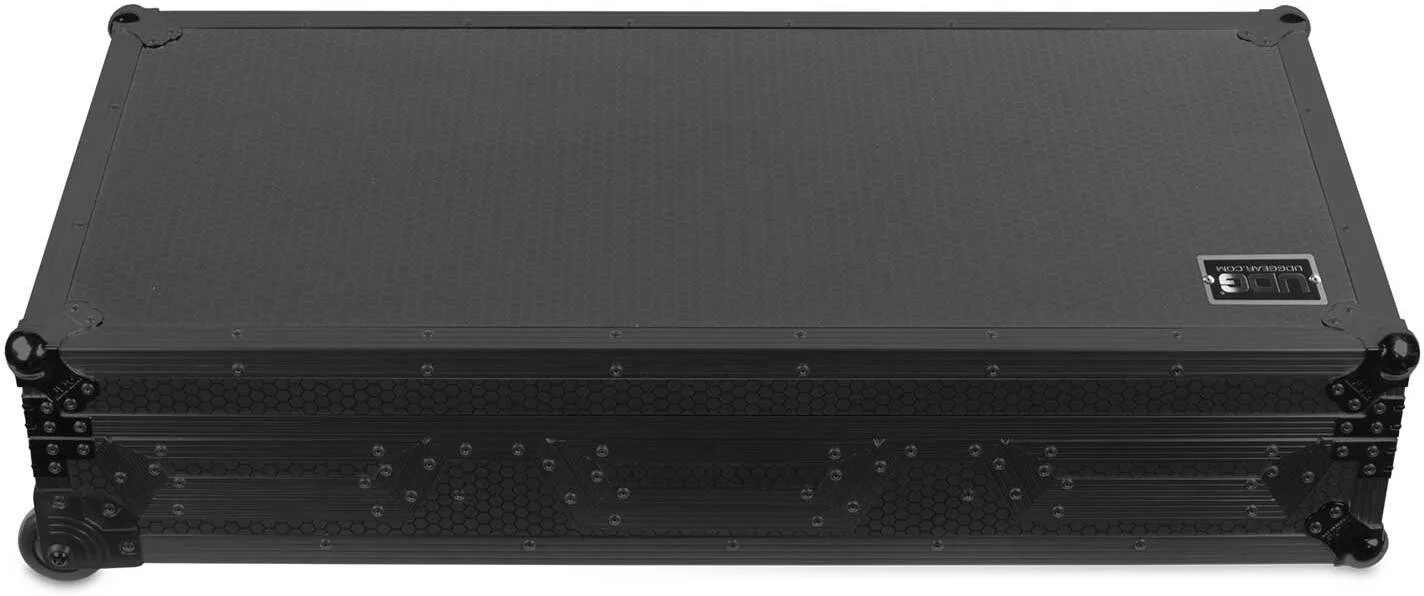 کیف حمل و نقل نهایی UDG مناسب برای Pioneer CDJ-3000/A9 مشکی پلاس (دارای جای لپ‌تاپ + چرخ)، ساخته شده از تخته سه لایه 9 میلی‌متری، سخت‌افزار با پوشش پودری/آنودایز شده، فوم EVA، مشکی | U91086BL