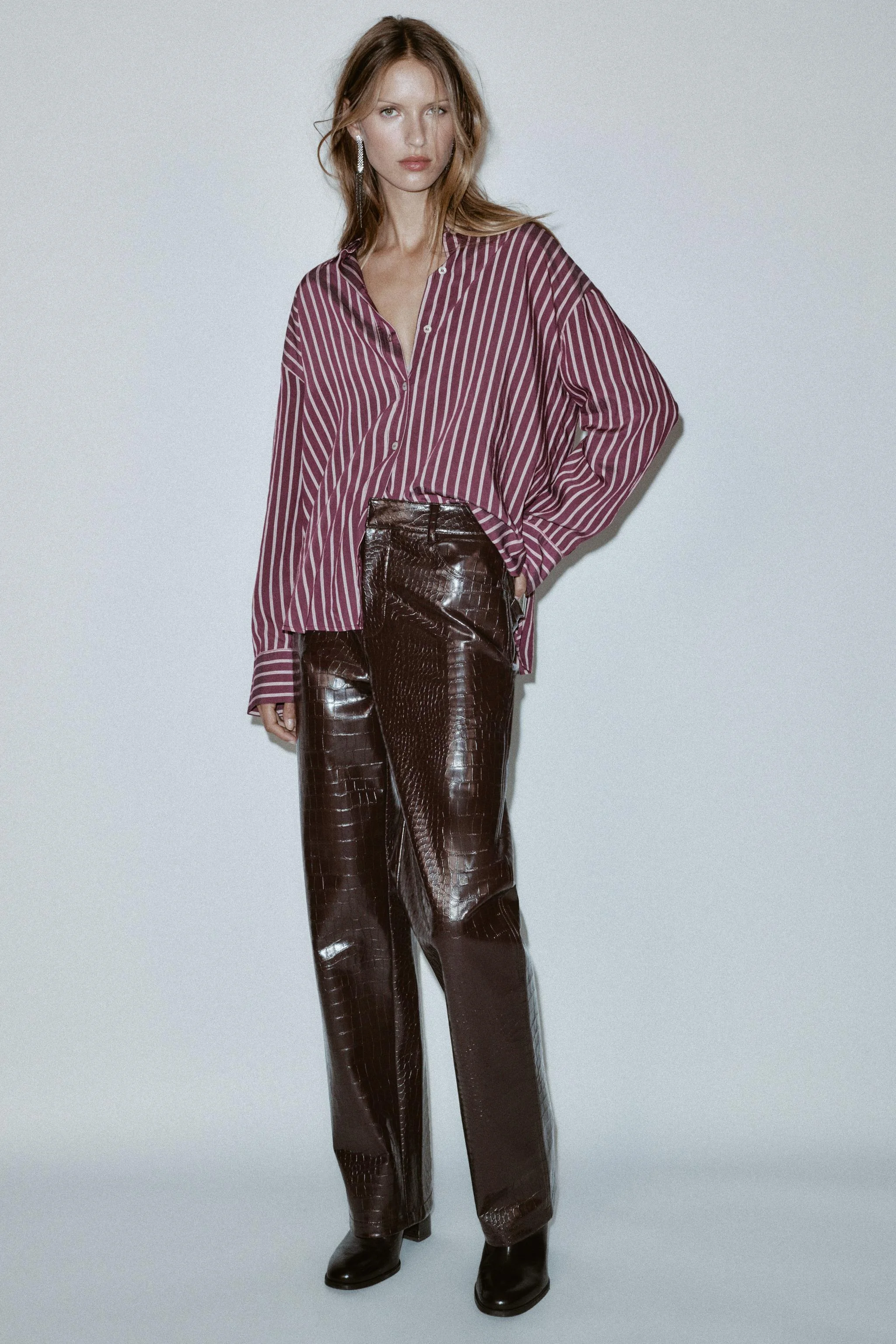 پیراهن پاپلین راه راه سایز بزرگ پیراهن پاپلین راه راه سایز بزرگ