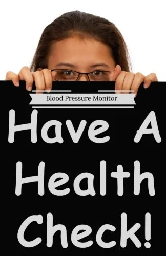 دفترچه ثبت فشار خون: فشار خون خود را روزانه با دفترچه یادداشت سبک وزن ما کنترل و پیگیری کنید، شامل صفحاتی برای ثبت اطلاعات پزشکی ... صفحه، جلد شومیز نرم: جلد 3 (دفترچه ثبت سلامت)