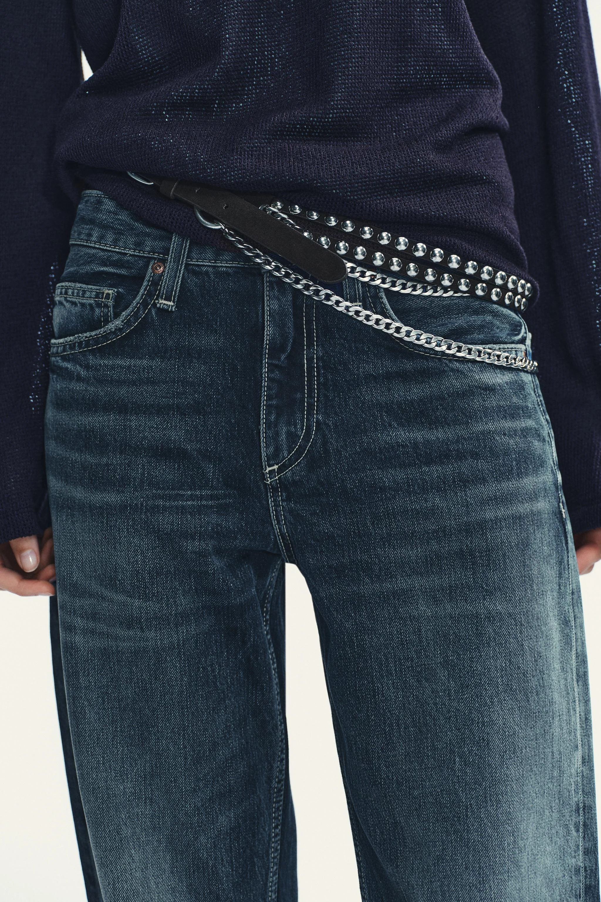 کمربند زنجیری چرمی دوبل با طرح متضاد