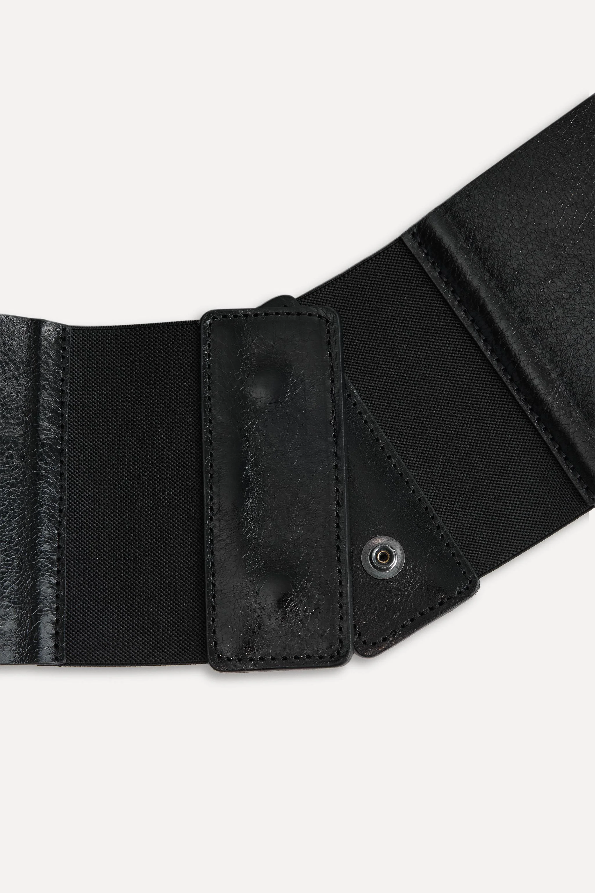 کمربند چرمی پهن