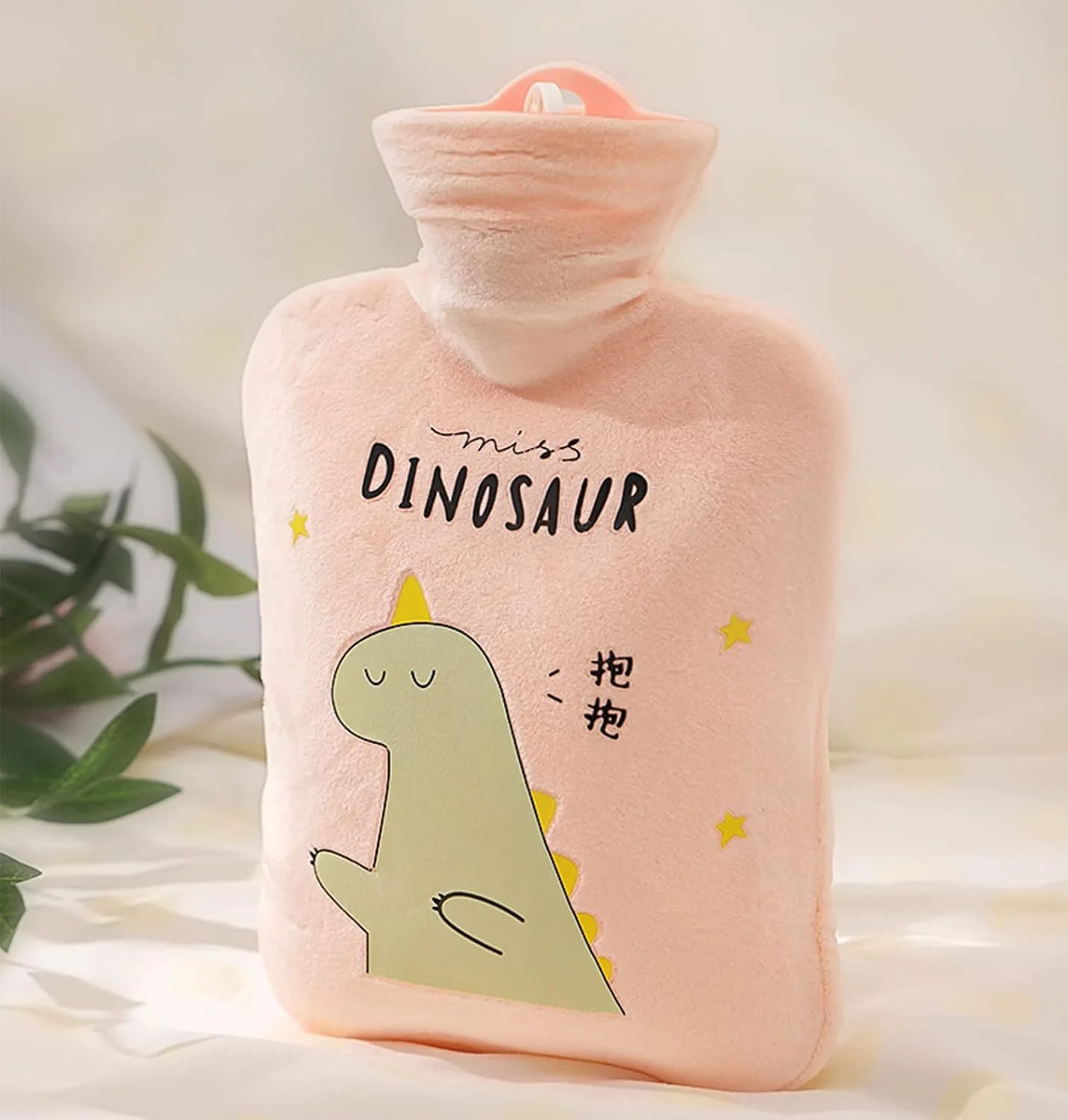 کیسه آب گرم زومیدیه با روکش گرم کننده کمر و دست مخملی نرم، کیسه آب گرم کارتونی 1 لیتری برای تسکین درد گردن، کمر، شانه و پا، گرم کننده کمر (1 لیتر با روکش کمر) کیسه آب گرم زومیدیه با روکش گرم کننده کمر و دست مخملی نرم، کیسه آب گرم کارتونی 1 لیتری برای تسکین درد گردن، کمر، شانه و پا، گرم کننده کمر (1 لیتر با روکش کمر)