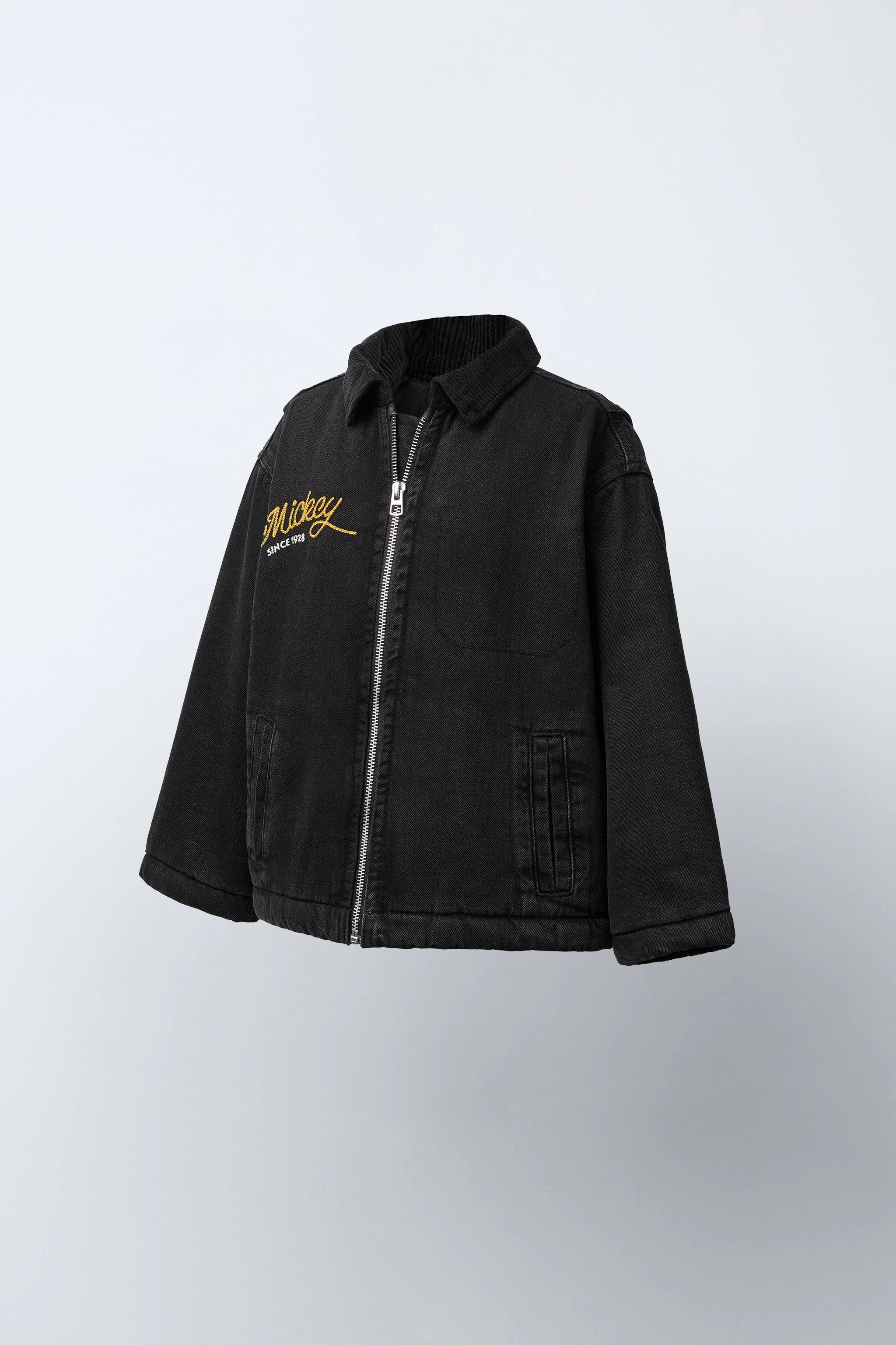 ژاکت جین لحافی میکی موس © دیزنی ژاکت جین لحافی میکی موس © دیزنی