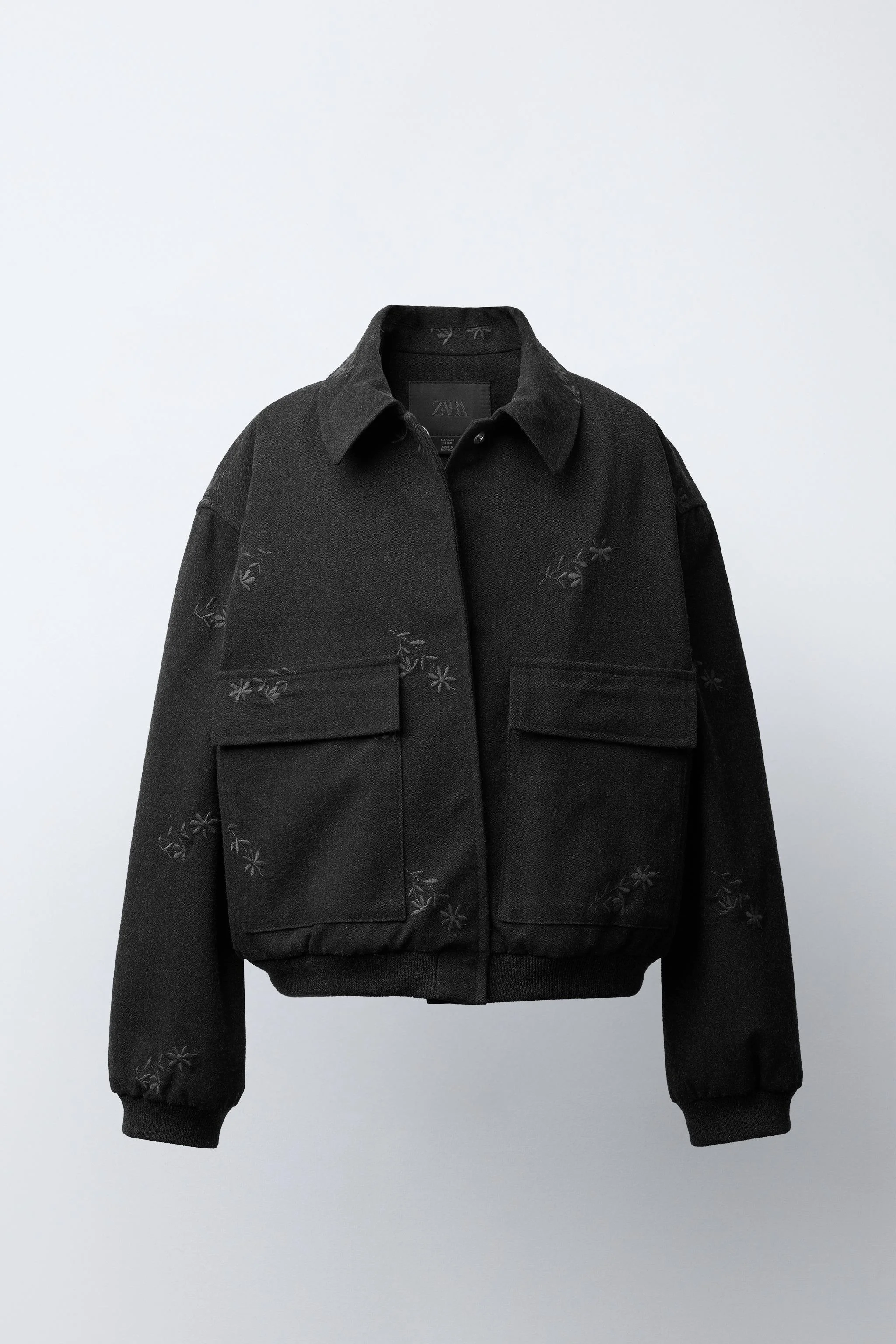 کاپشن بمبر با طرح گلدوزی گل