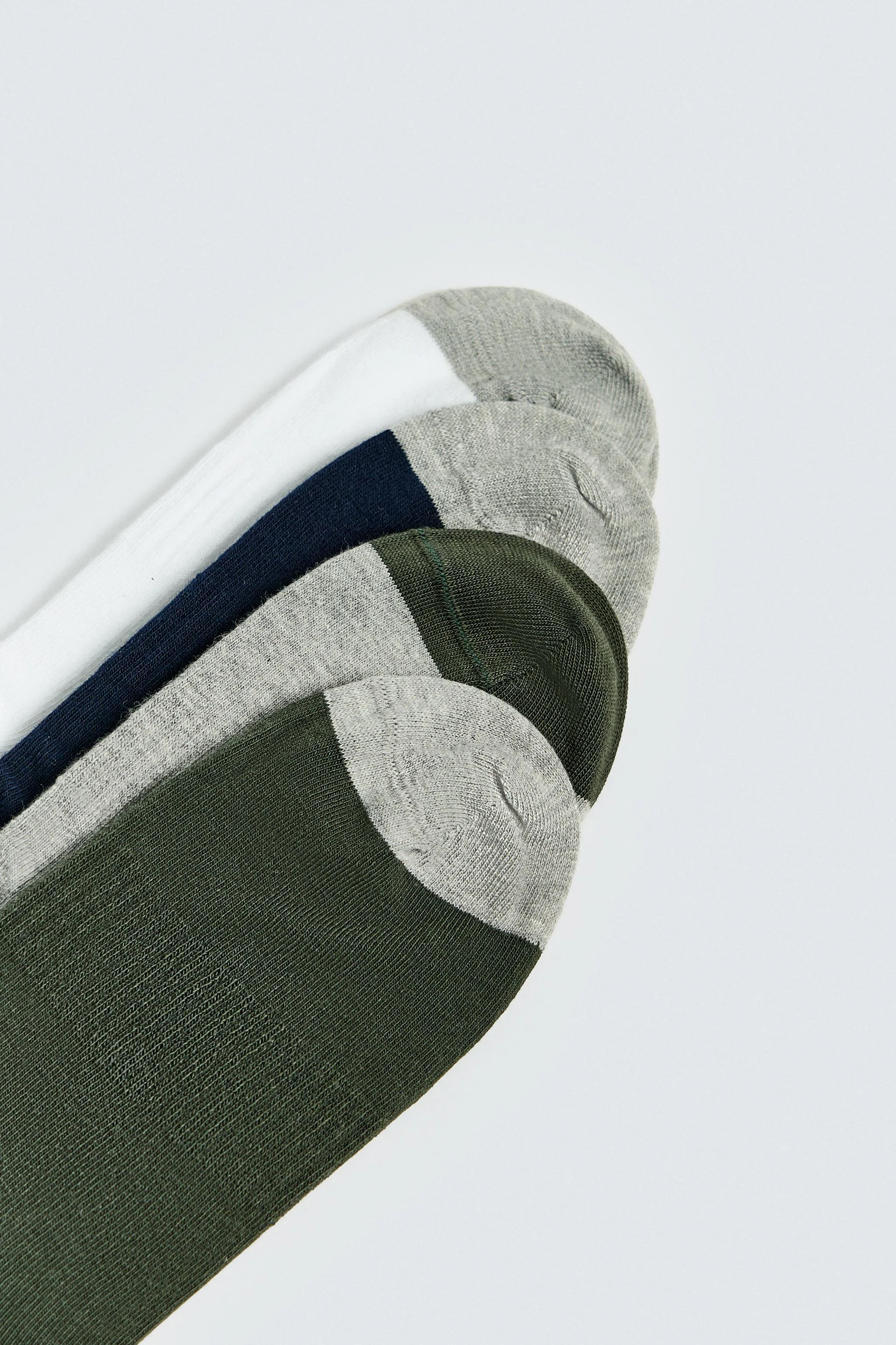 بسته چهارتایی جوراب های راه راه