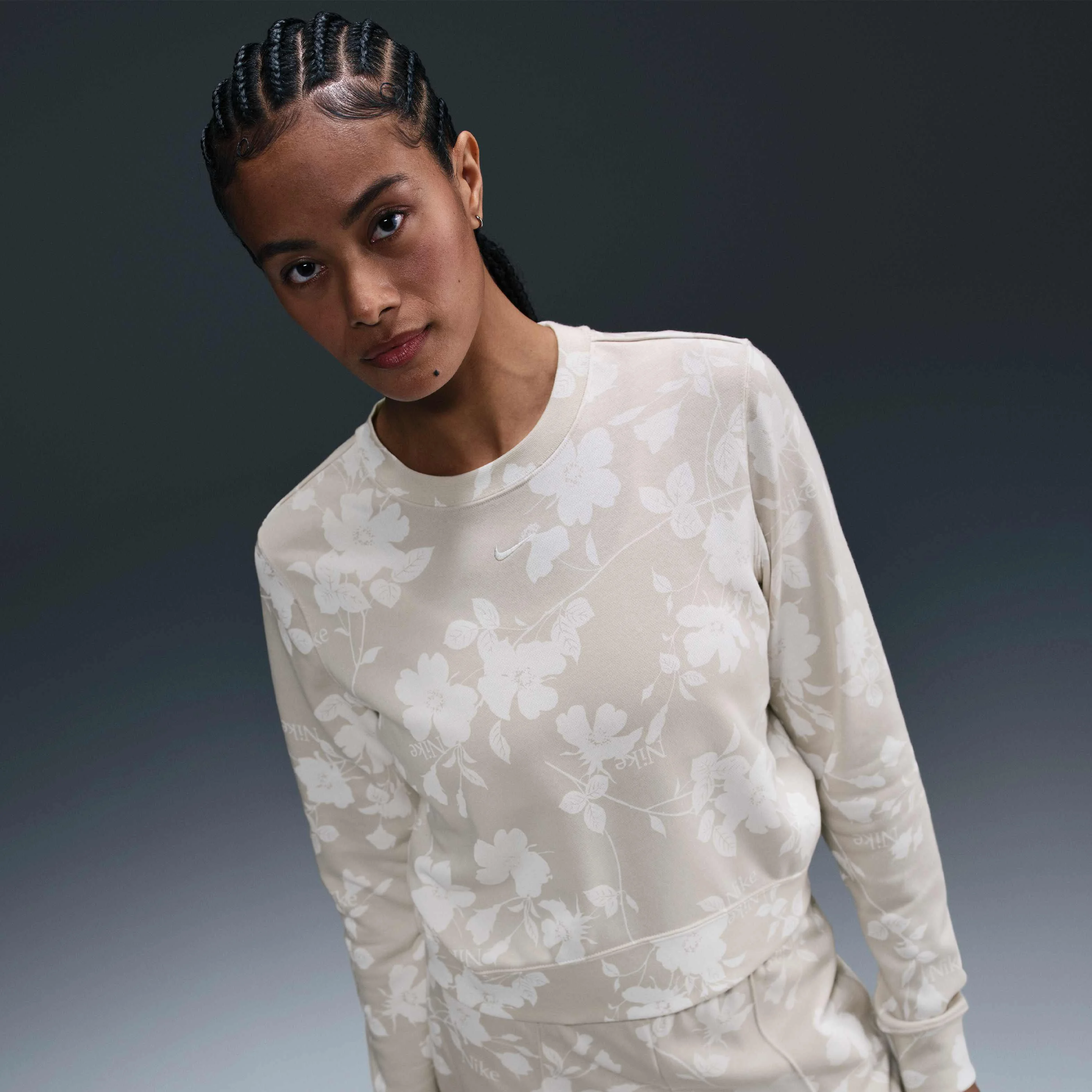 سویشرت زنانه نایکی اسپرتس ویر Chill Terry با یقه گرد و طرح چاپی