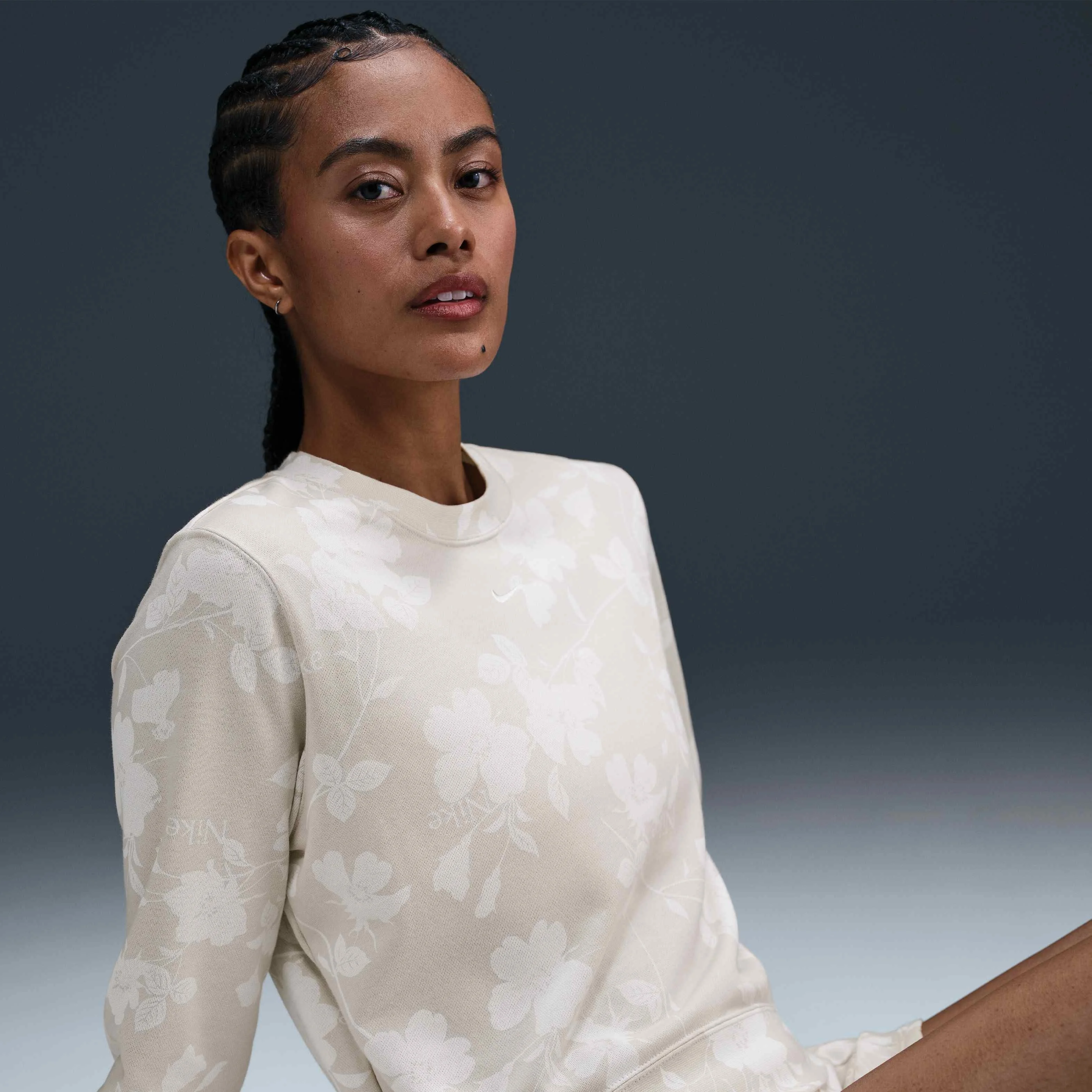 سویشرت زنانه نایکی اسپرتس ویر Chill Terry با یقه گرد و طرح چاپی