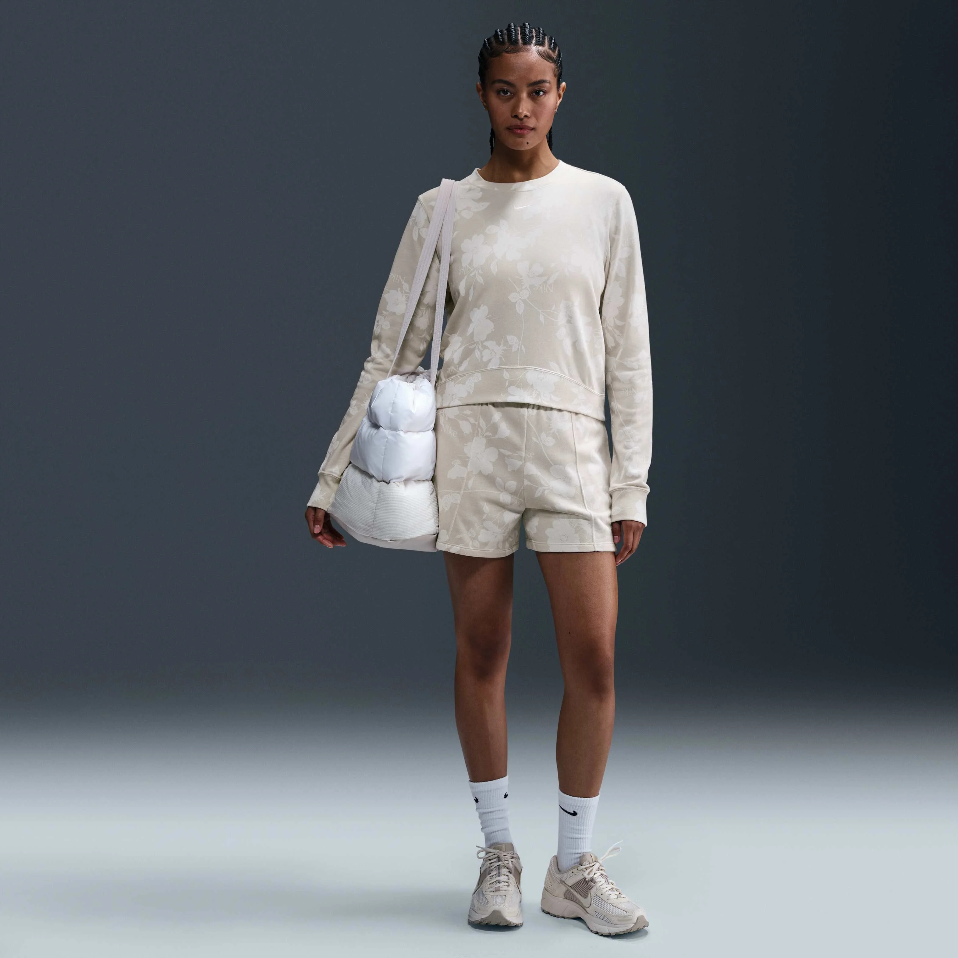 سویشرت زنانه نایکی اسپرتس ویر Chill Terry با یقه گرد و طرح چاپی