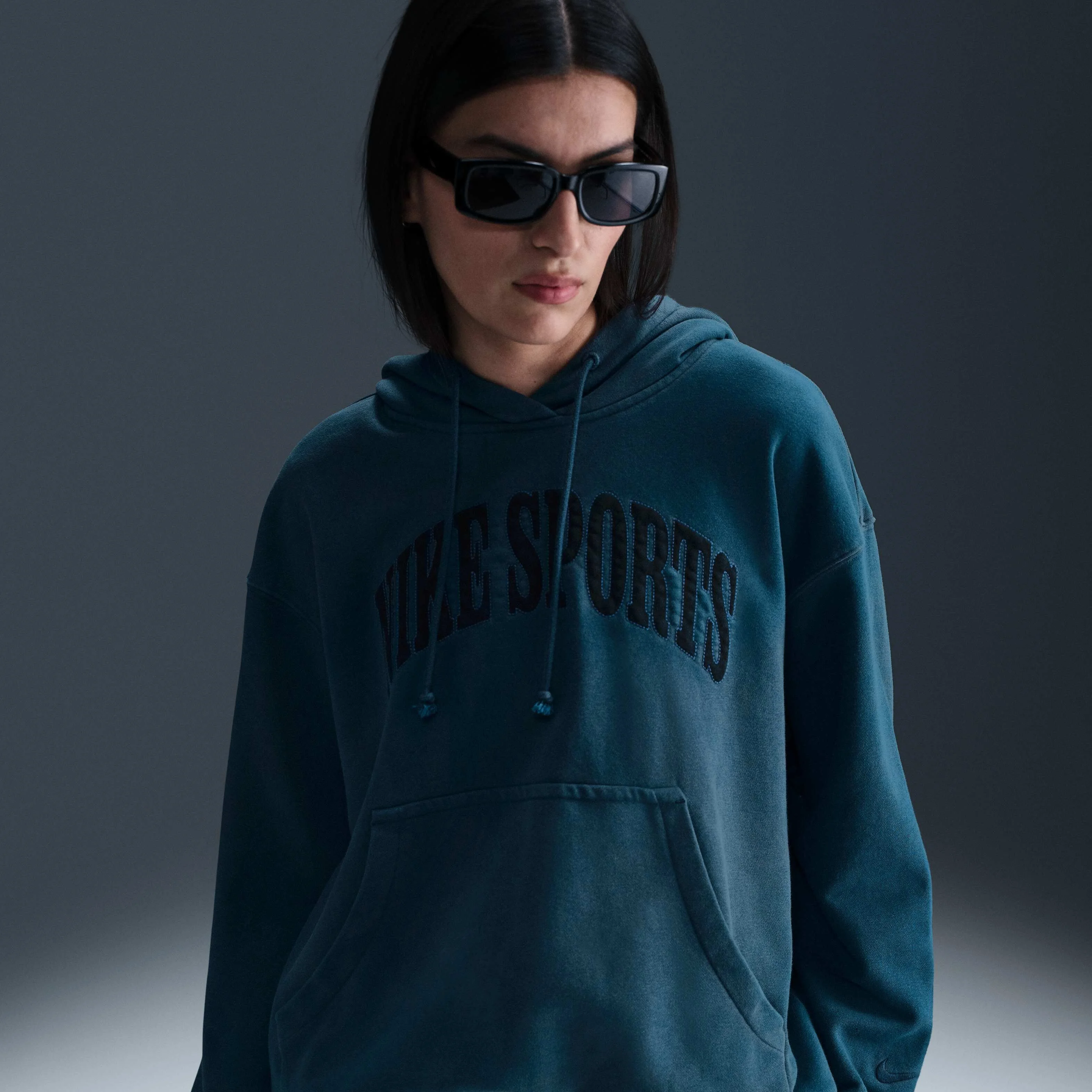 هودی زنانه نایک اسپرتس ویر فونیکس فلیس با پارچه تری فرانسوی و سایز بزرگ