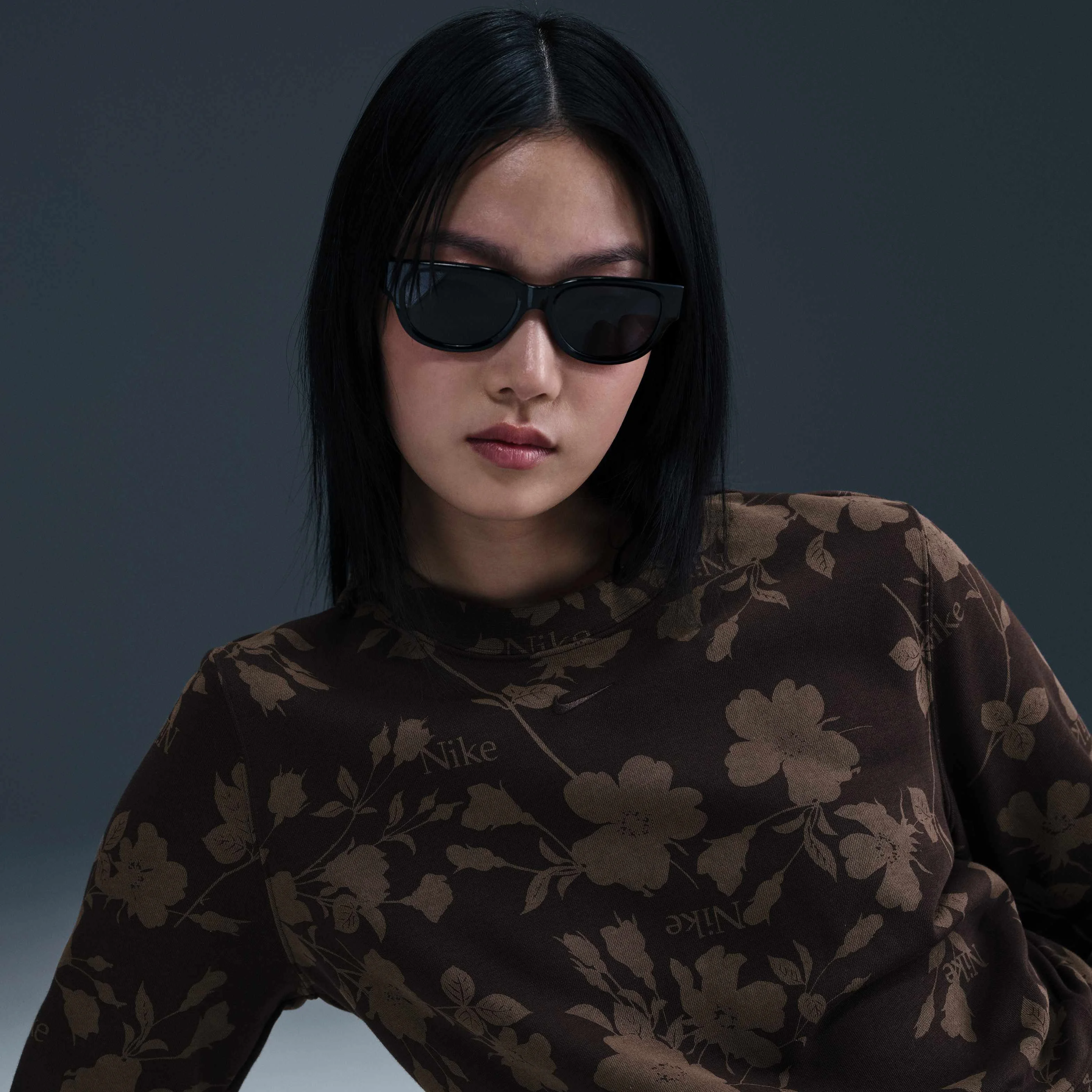 سویشرت زنانه نایک اسپرتس ویر Chill Terry با یقه گرد و طرح چاپی