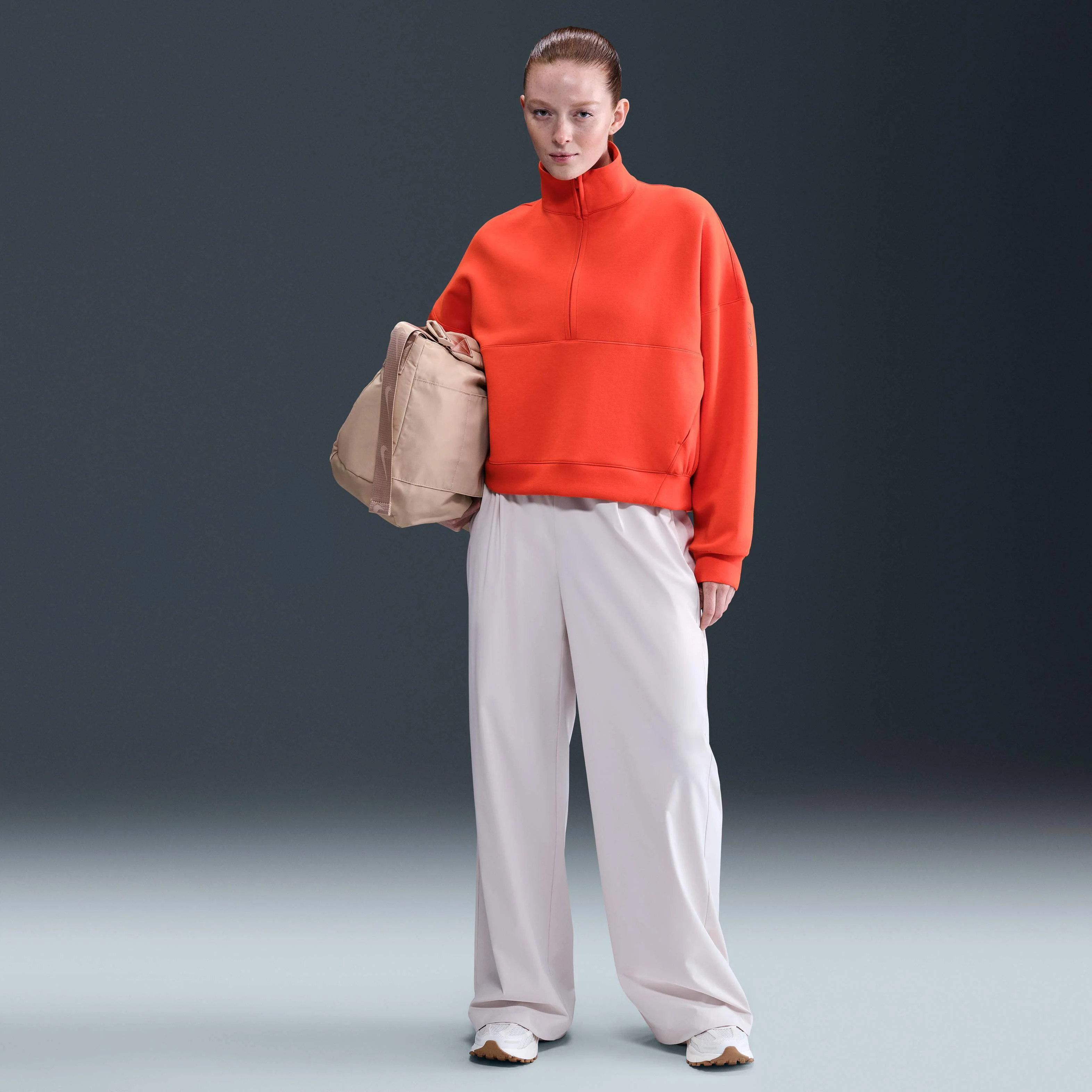 نیم تنه آستین بلند زیپ‌دار زنانه نایکی Dri-FIT مدل 24.7 ImpossiblySoft - رنگ قرمز پیکانته/قرمز عرفانی