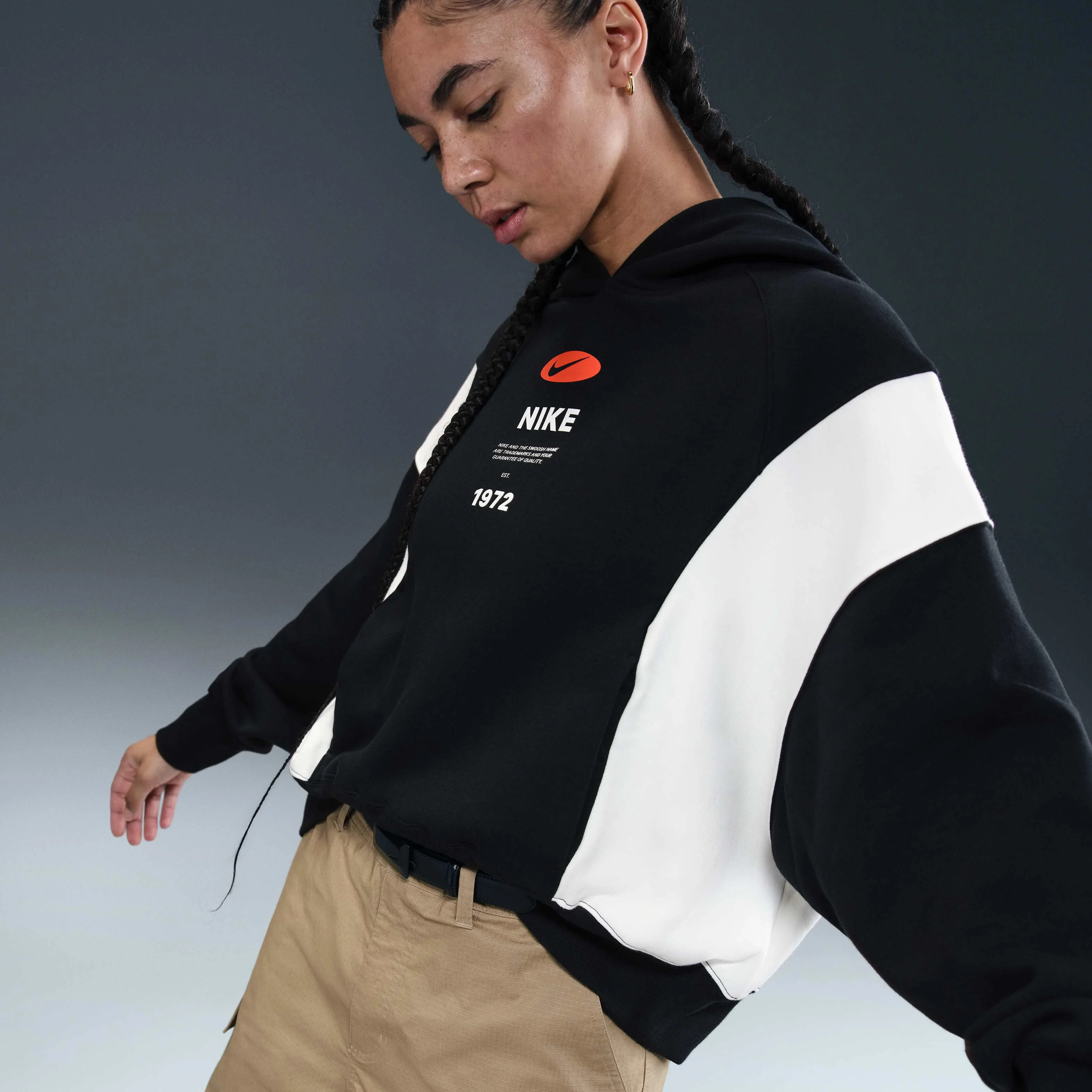 هودی بزرگ زنانه نایکی اسپرتس ویر فونیکس فلیس هودی بزرگ زنانه نایکی اسپرتس ویر فونیکس فلیس