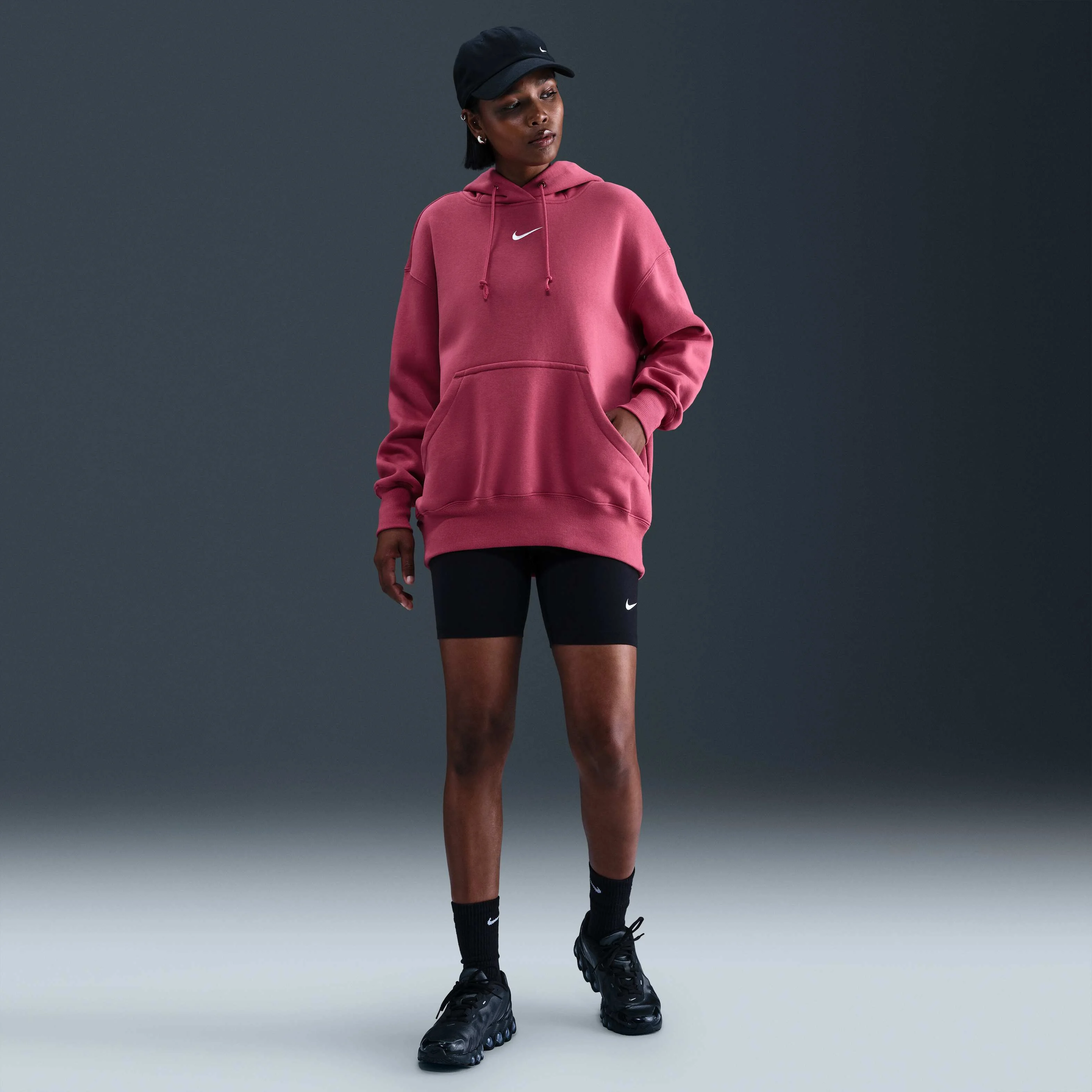 هودی زنانه نایکی اسپرتس ویر فونیکس فلیس با سایز بزرگ هودی زنانه نایکی اسپرتس ویر فونیکس فلیس با سایز بزرگ