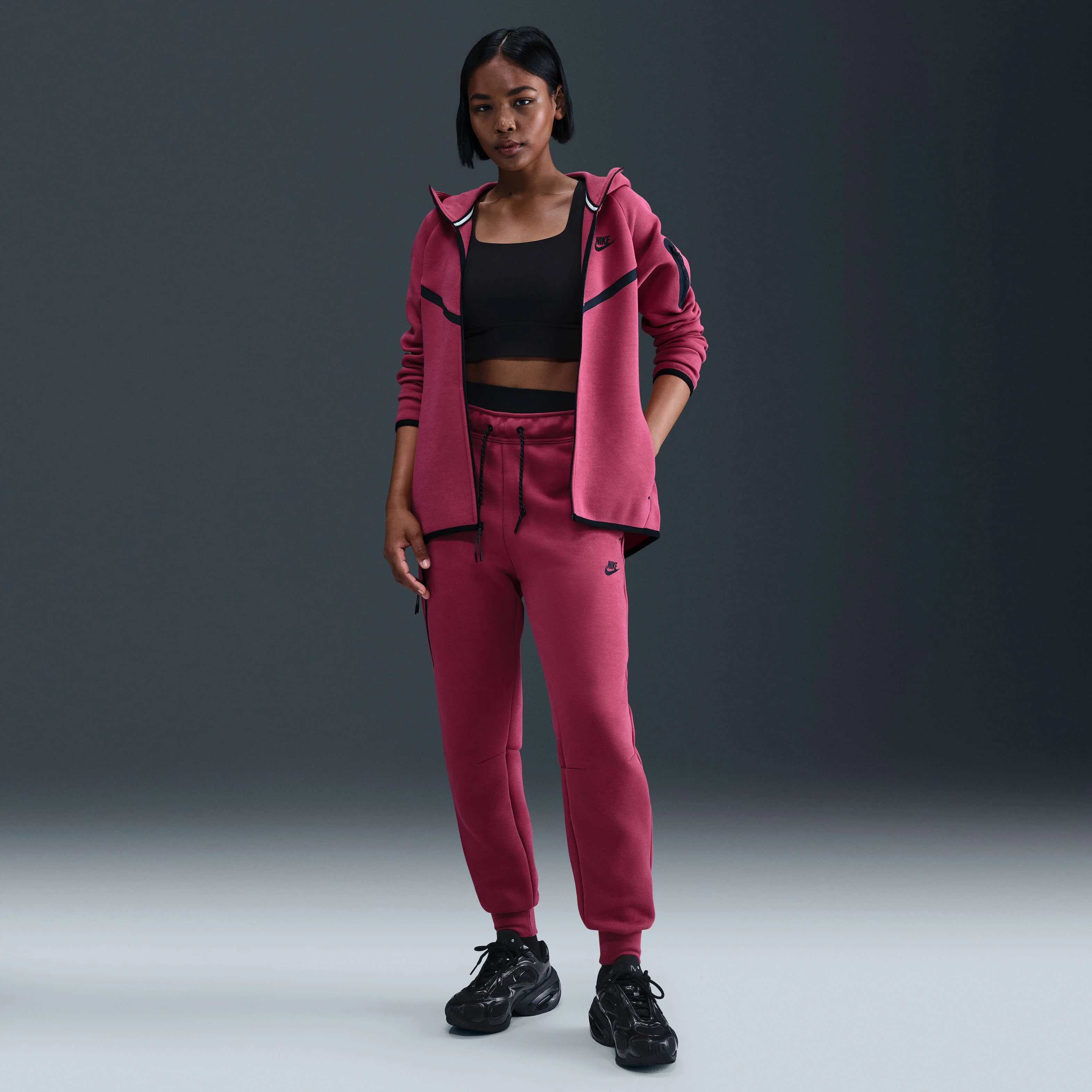 هودی زیپدار ورزشی زنانه نایکی Tech Fleece Windrunner - Sweet Beet/Sweet Beet/Black هودی زیپدار ورزشی زنانه نایکی Tech Fleece Windrunner - Sweet Beet/Sweet Beet/Black