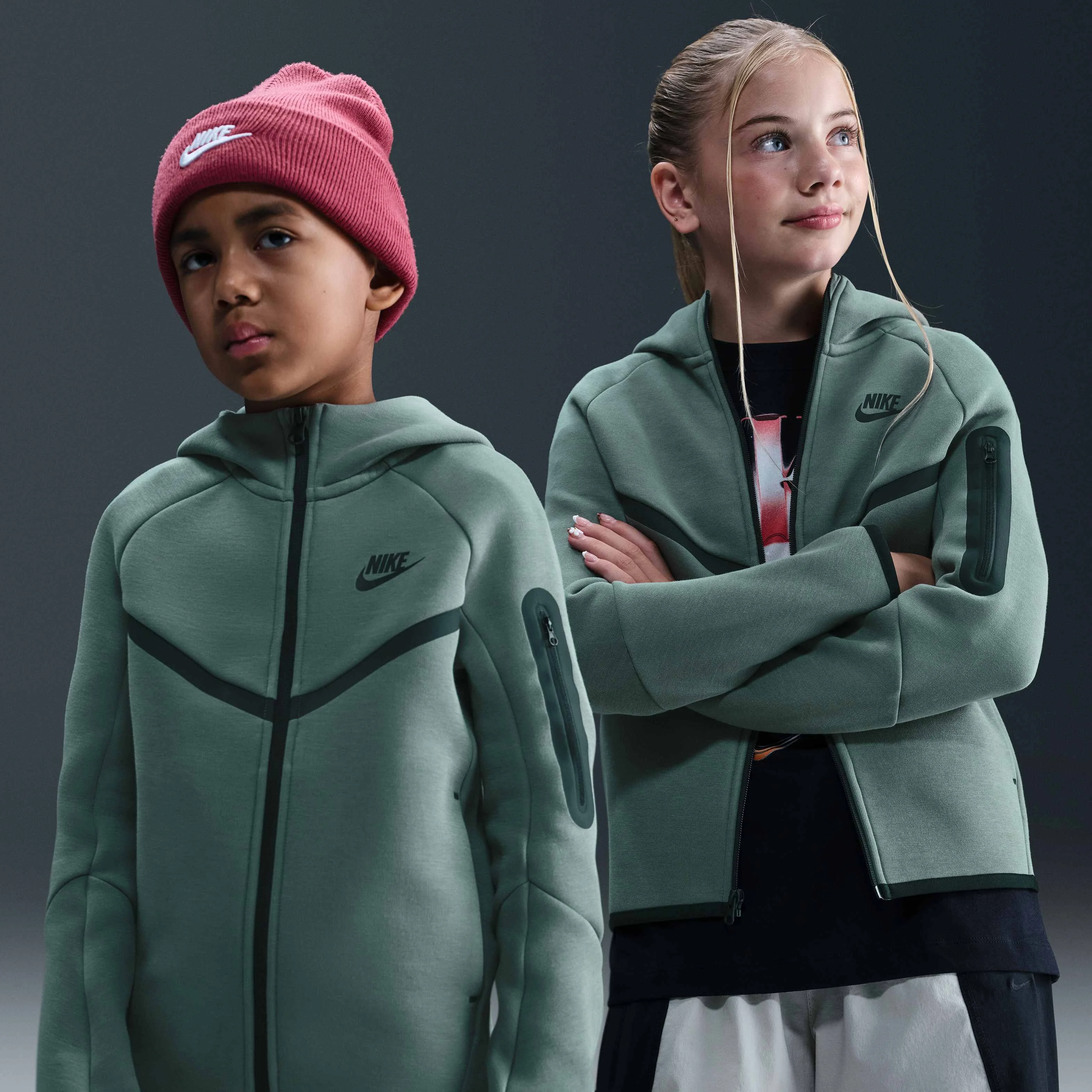 هودی زیپدار پلار تک نایک اسپرتس ویر مناسب کودکان بزرگتر هودی زیپدار پلار تک نایک اسپرتس ویر مناسب کودکان بزرگتر