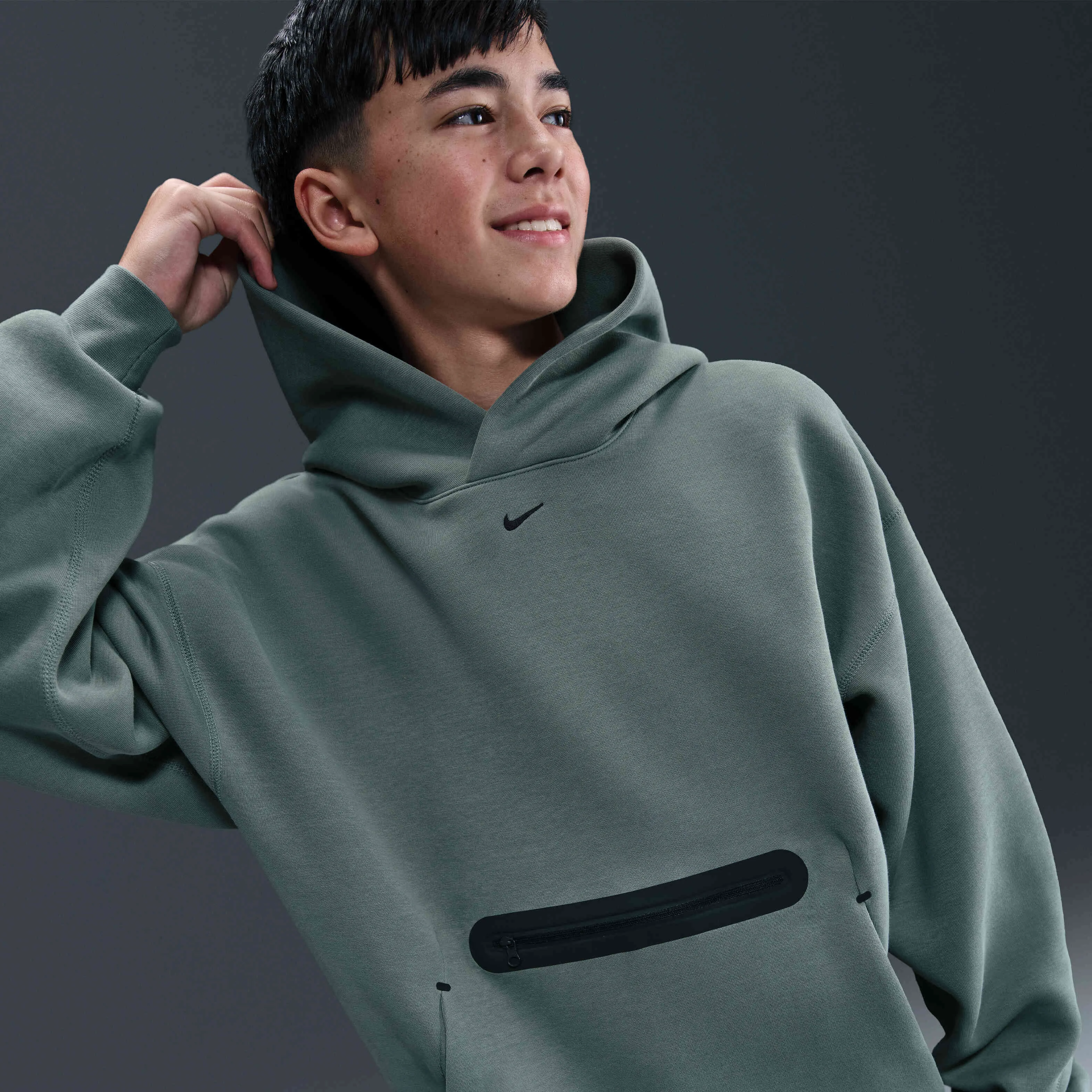 هودی پشمی ورزشی نایکی Tech Fleece بزرگسالان (پسرانه) مدل Oversized Pullover هودی پشمی ورزشی نایکی Tech Fleece بزرگسالان (پسرانه) مدل Oversized Pullover