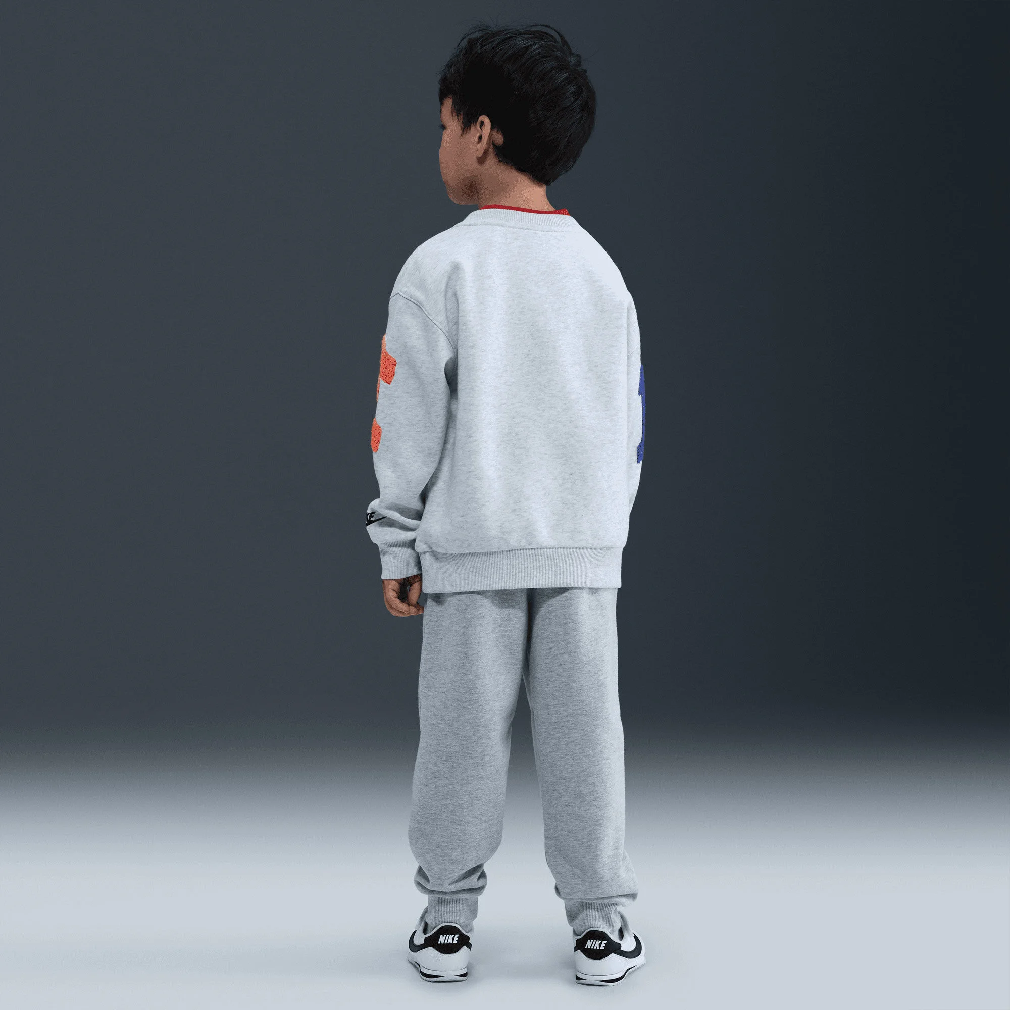 بلوز پشمی بچگانه نایکی مدل Club - هدر توس بلوز پشمی بچگانه نایکی مدل Club - هدر توس