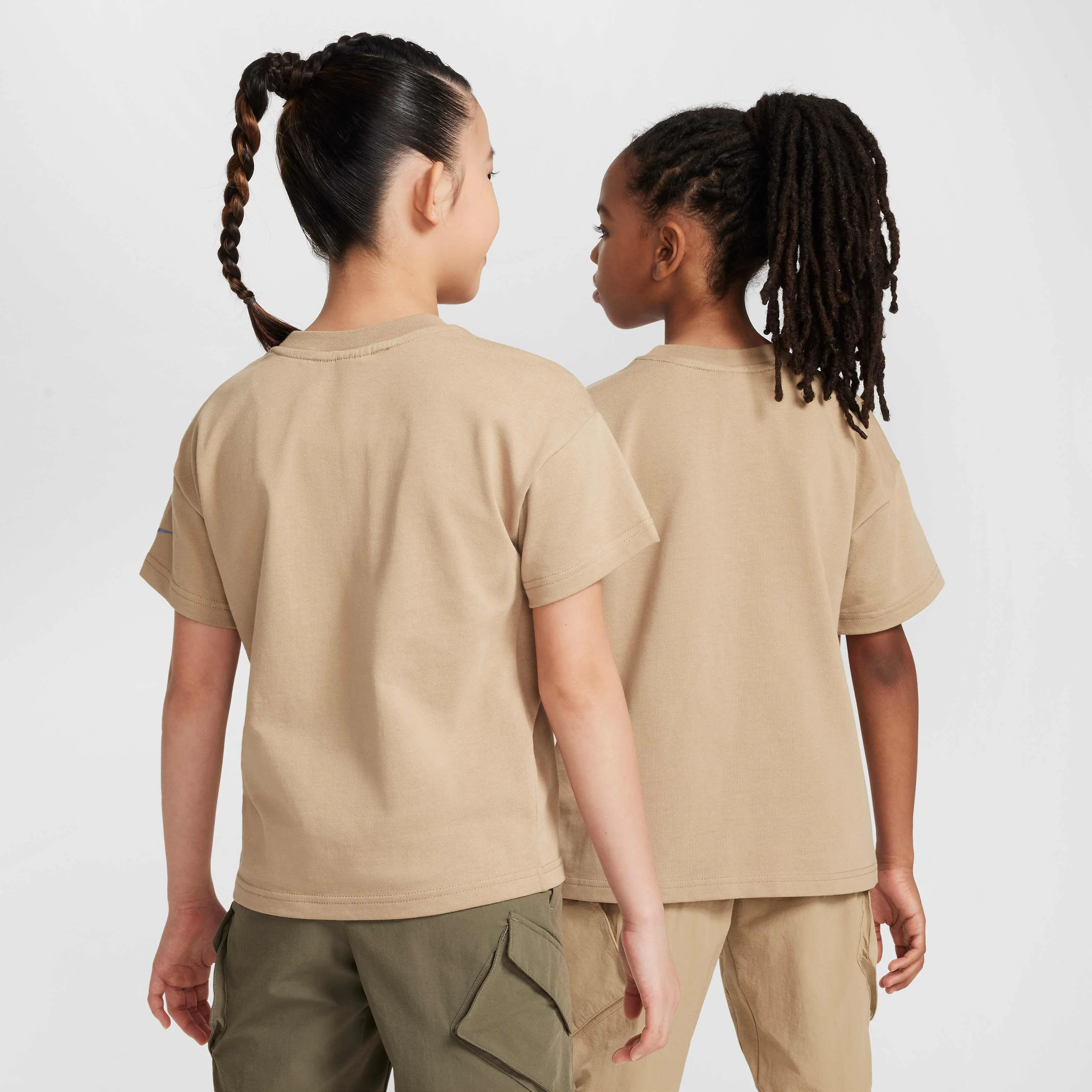 تی شرت آستین کوتاه بچگانه نایکی Sportswear City Utility