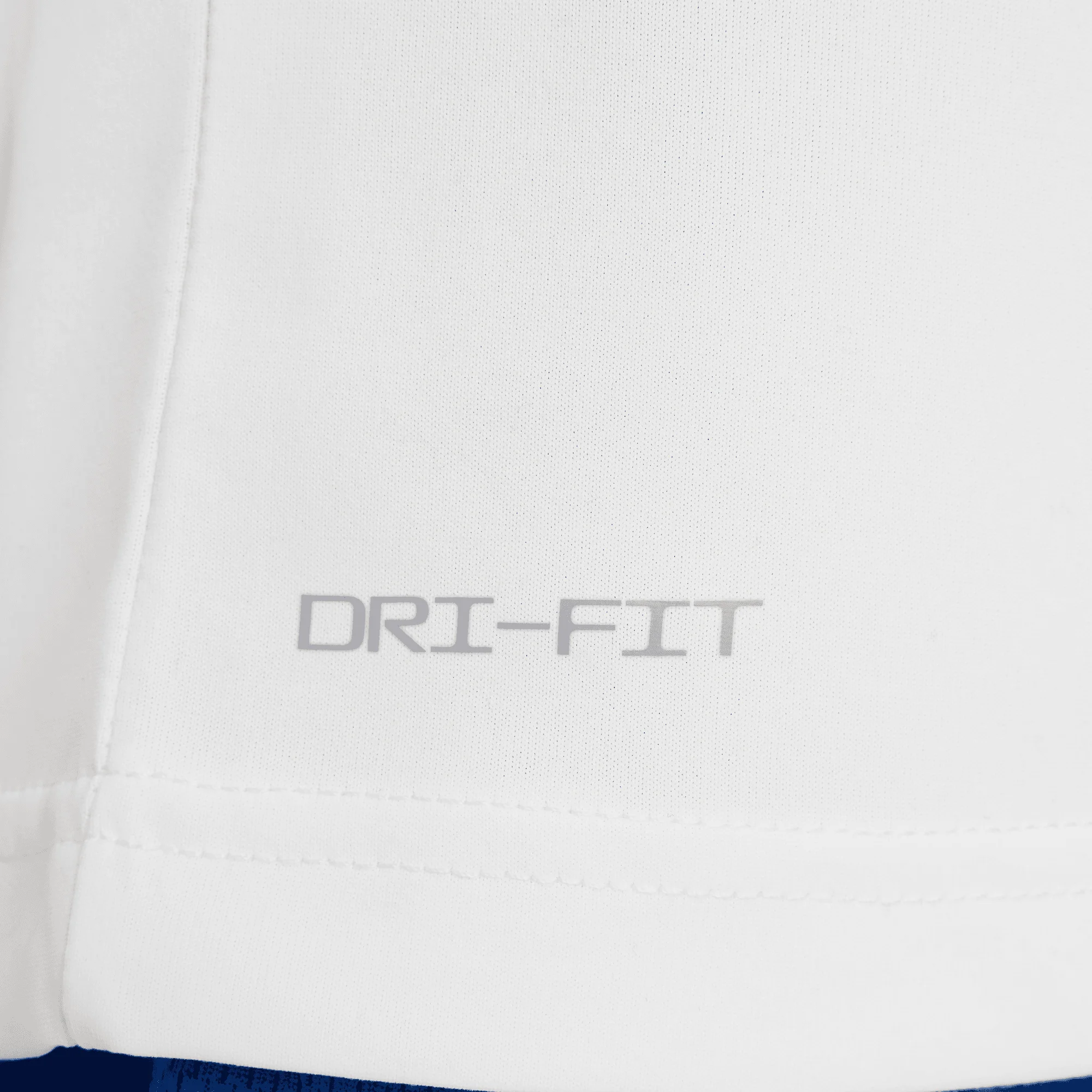 تی‌شرت نایکی Dri-FIT Legend مناسب کودکان