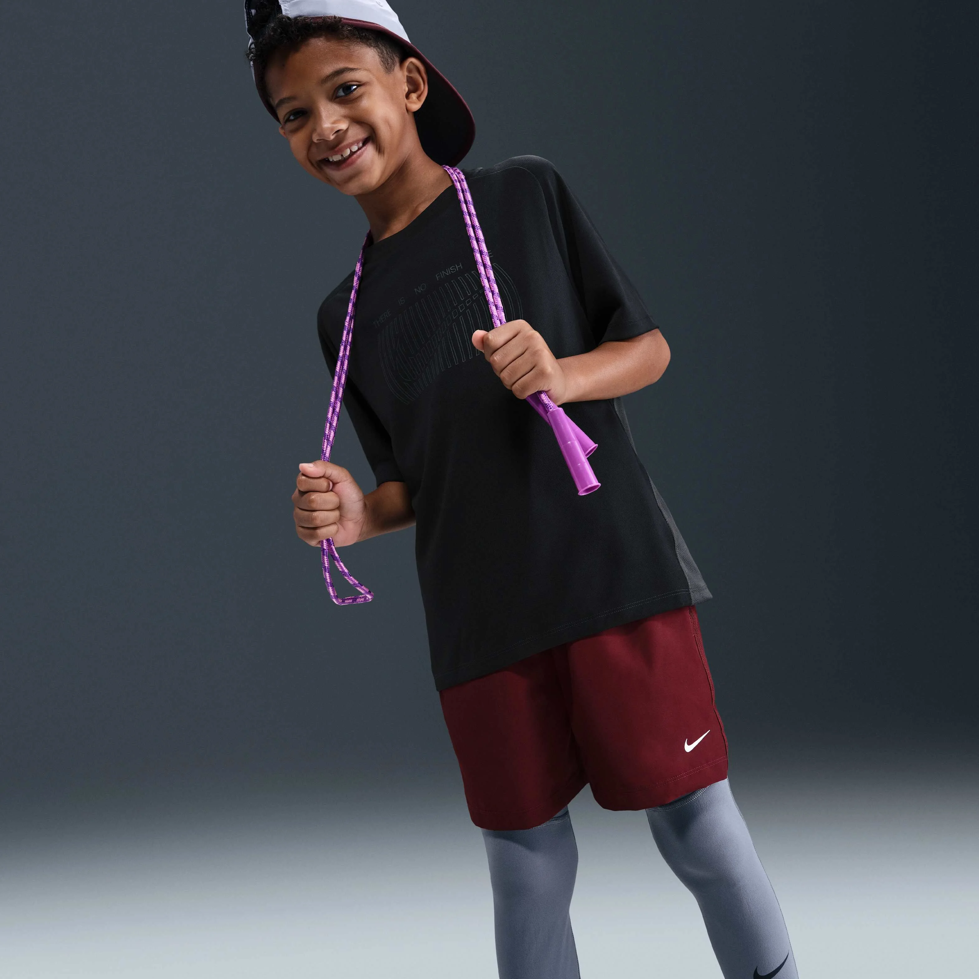 تیشرت ورزشی نایکی Dri-FIT چند رنگه پسرانه تیشرت ورزشی نایکی Dri-FIT چند رنگه پسرانه