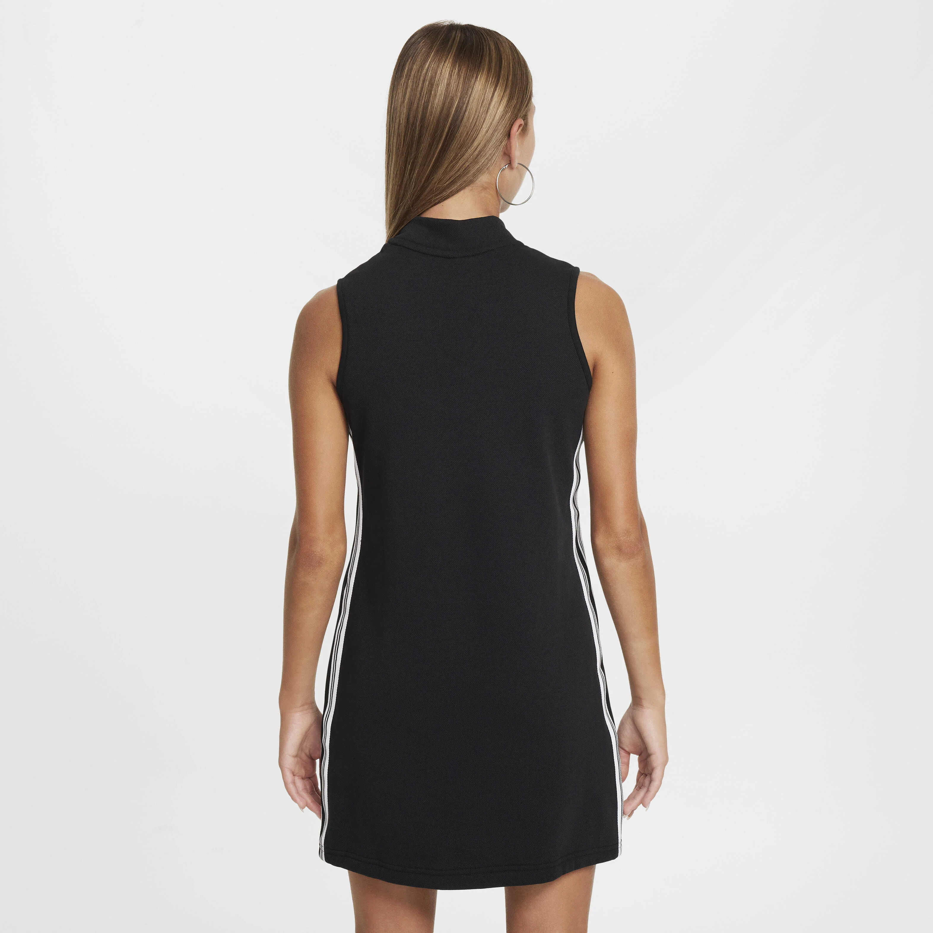 پیراهن ورزشی دخترانه نایک