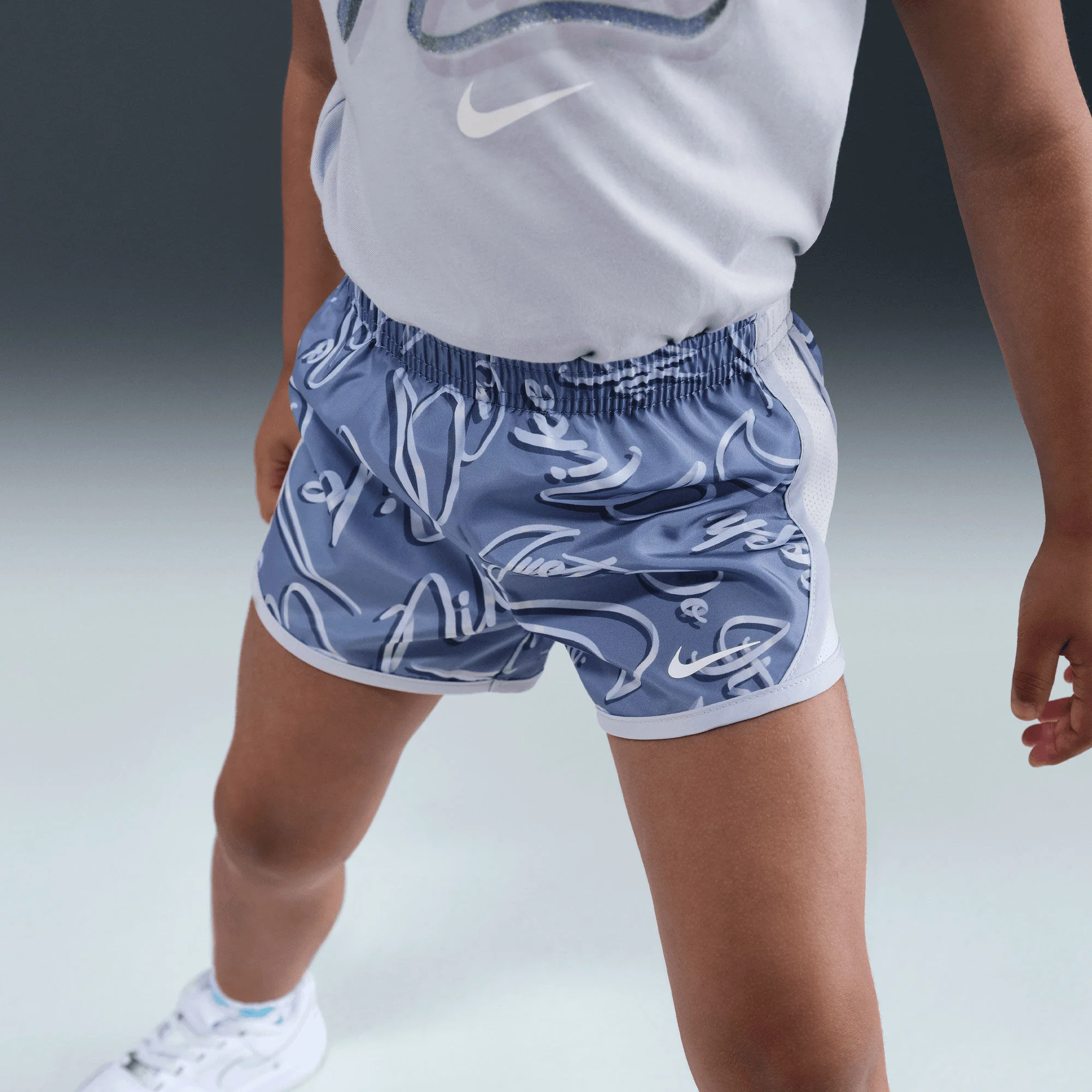 ست دو تکه ورزشی کودکانه نایکی Dri-FIT مدل On Pointe Tempo