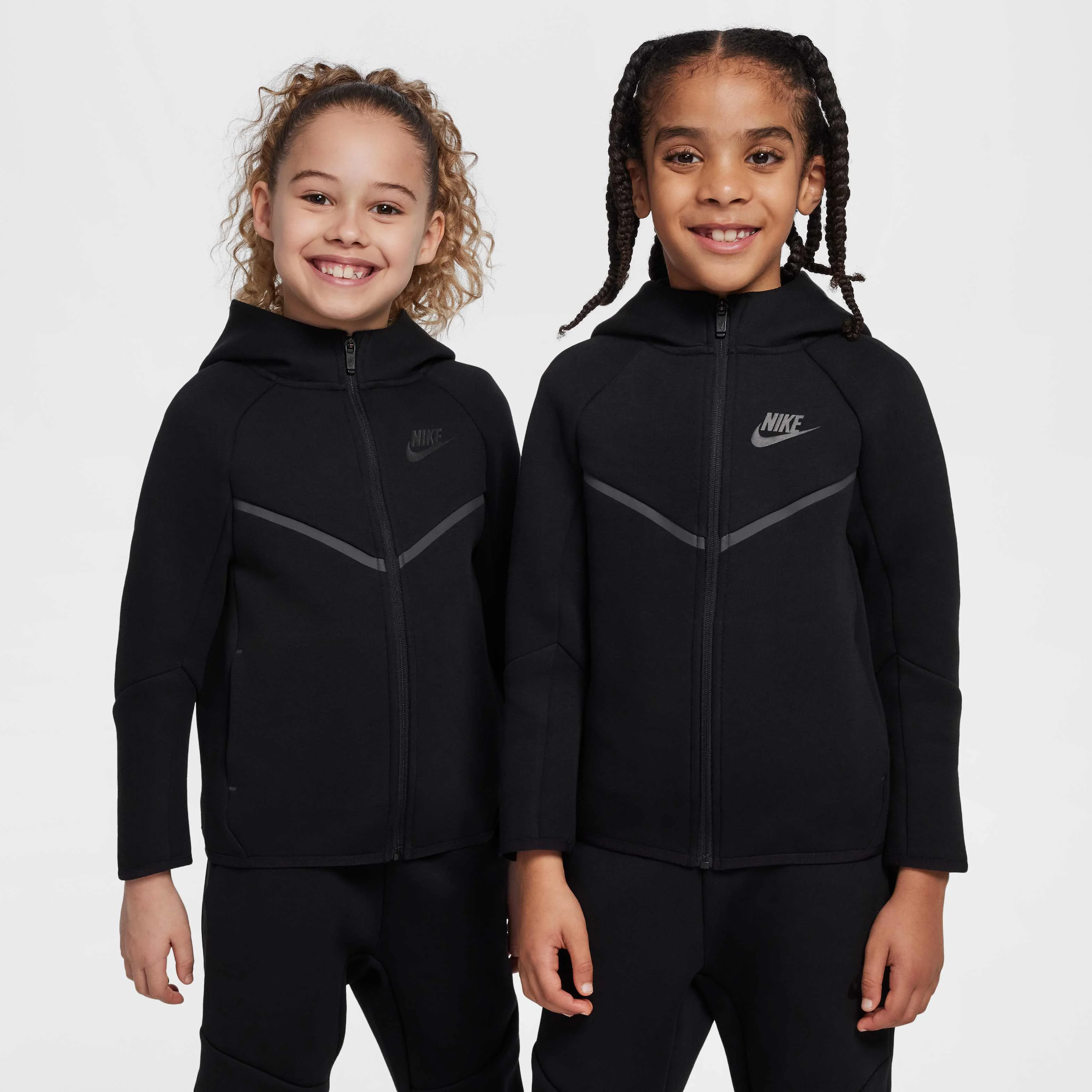 ست دو تکه گرمکن ورزشی نایک Tech Fleece زیپ کامل بچگانه