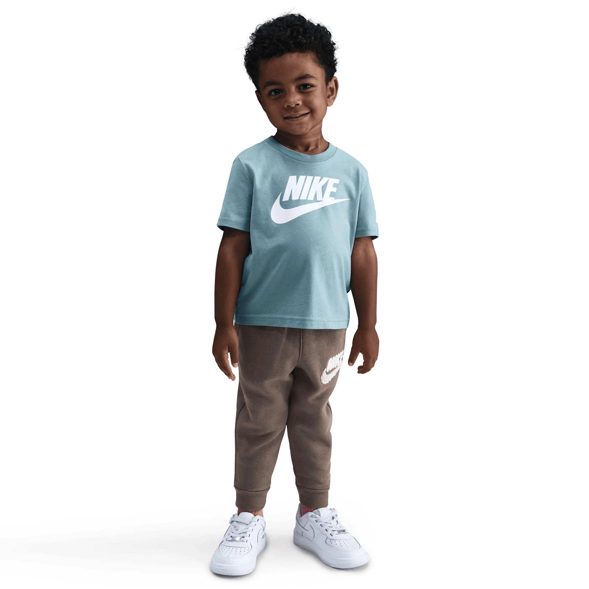 شلوار جاگر بچگانه نایک مدل Club Chenille - قهوه ای مینک