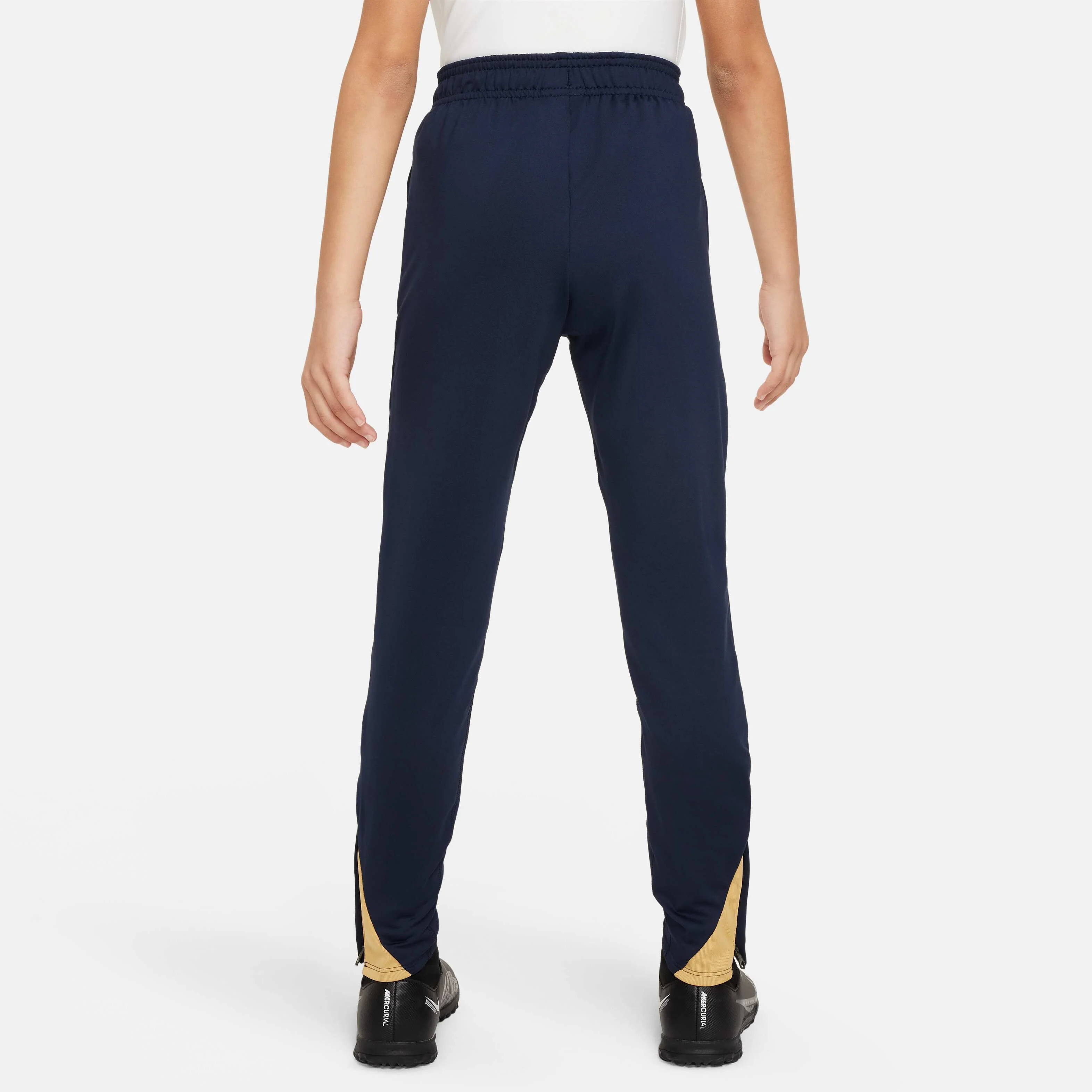 شلوار فوتبال درای-فیت نایکی استرایک باشگاه فوتبال بارسلونا مناسب نوجوانان