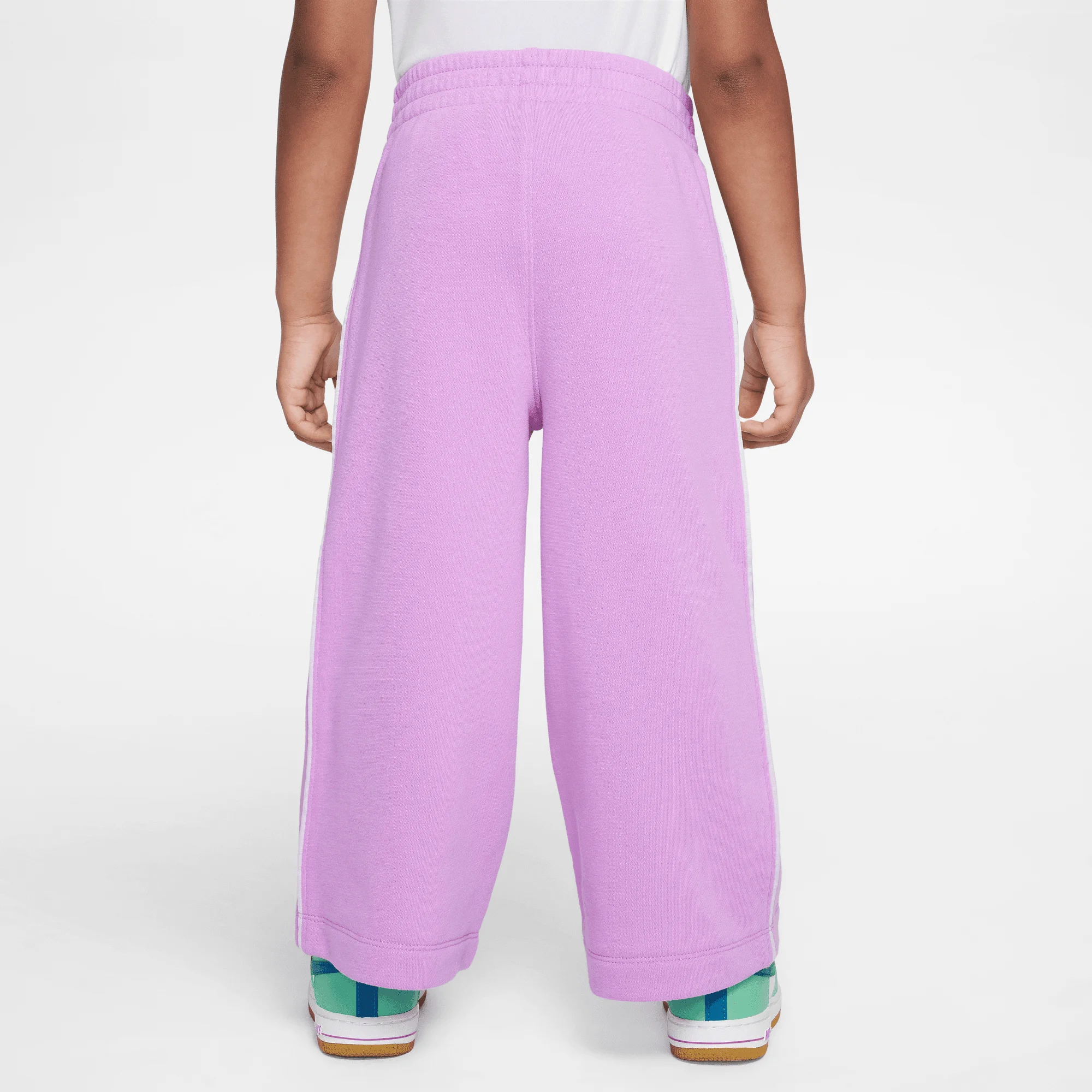 شلوار پاچه گشاد تری فرانسوی بچگانه نایکی Essentials شلوار پاچه گشاد تری فرانسوی بچگانه نایکی Essentials