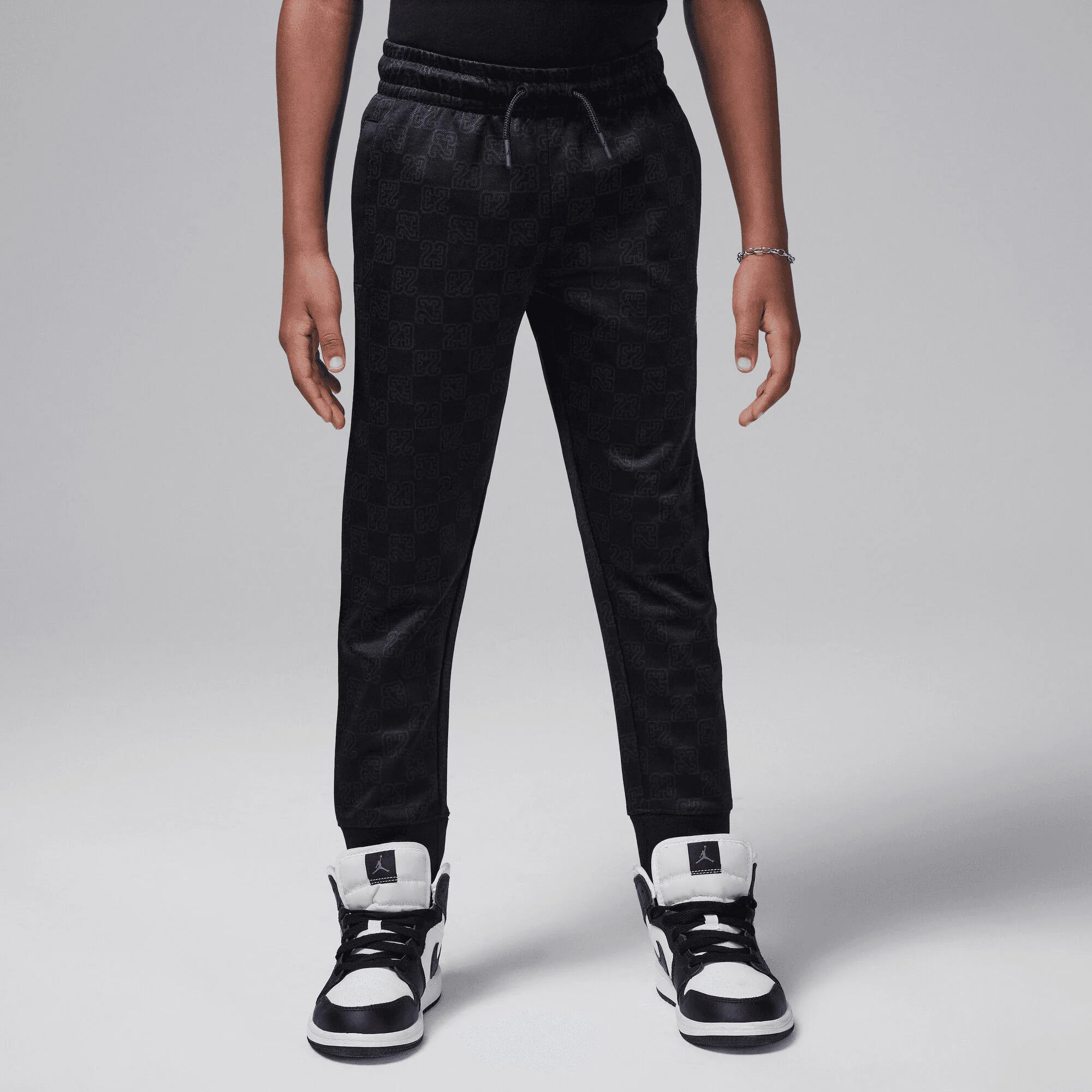 شلوار ورزشی بچه گانه جردن با طرح مونوگرام