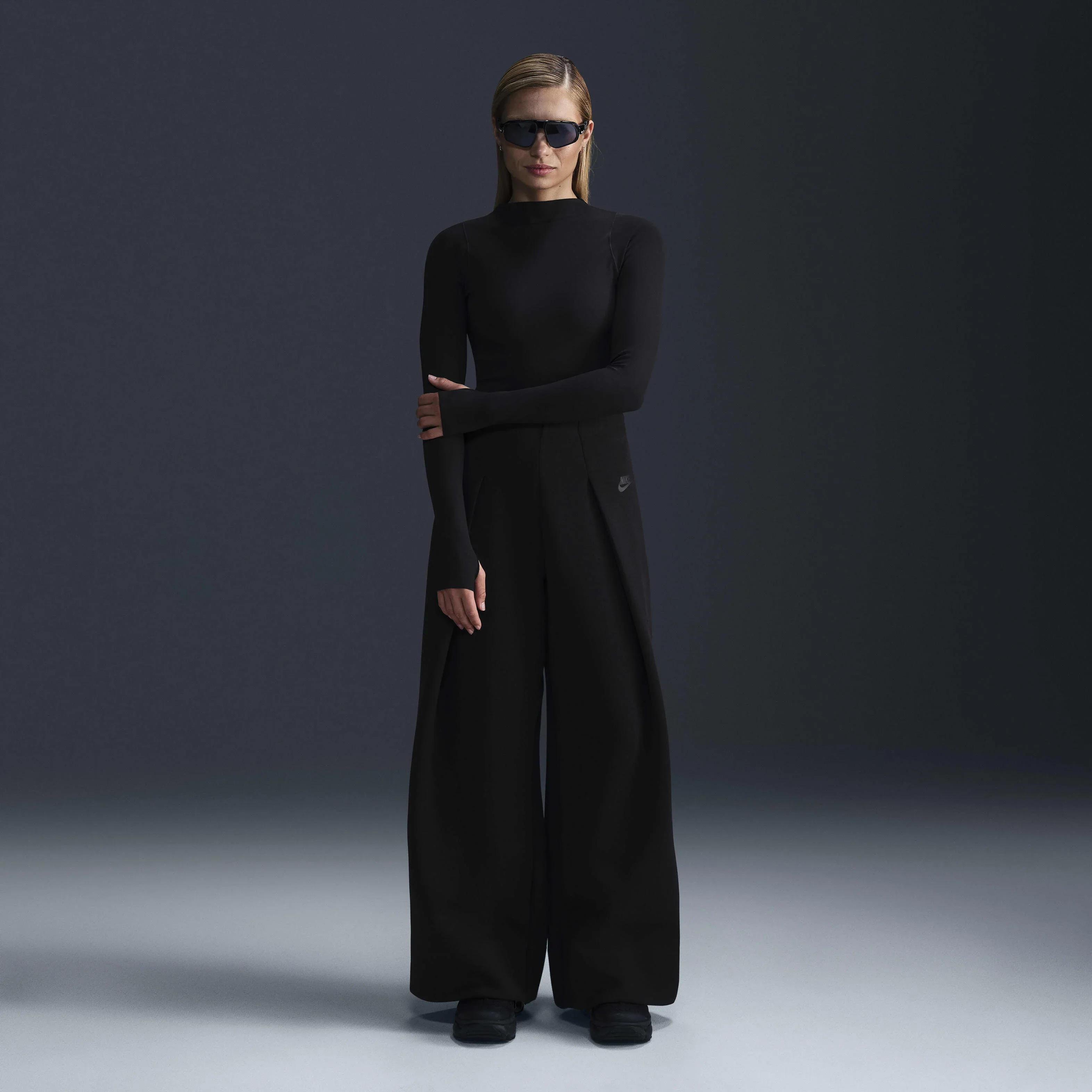 شلوار زنانه پلیسه دار کمر بلند نایکی اسپرتس ویر تک فلیس