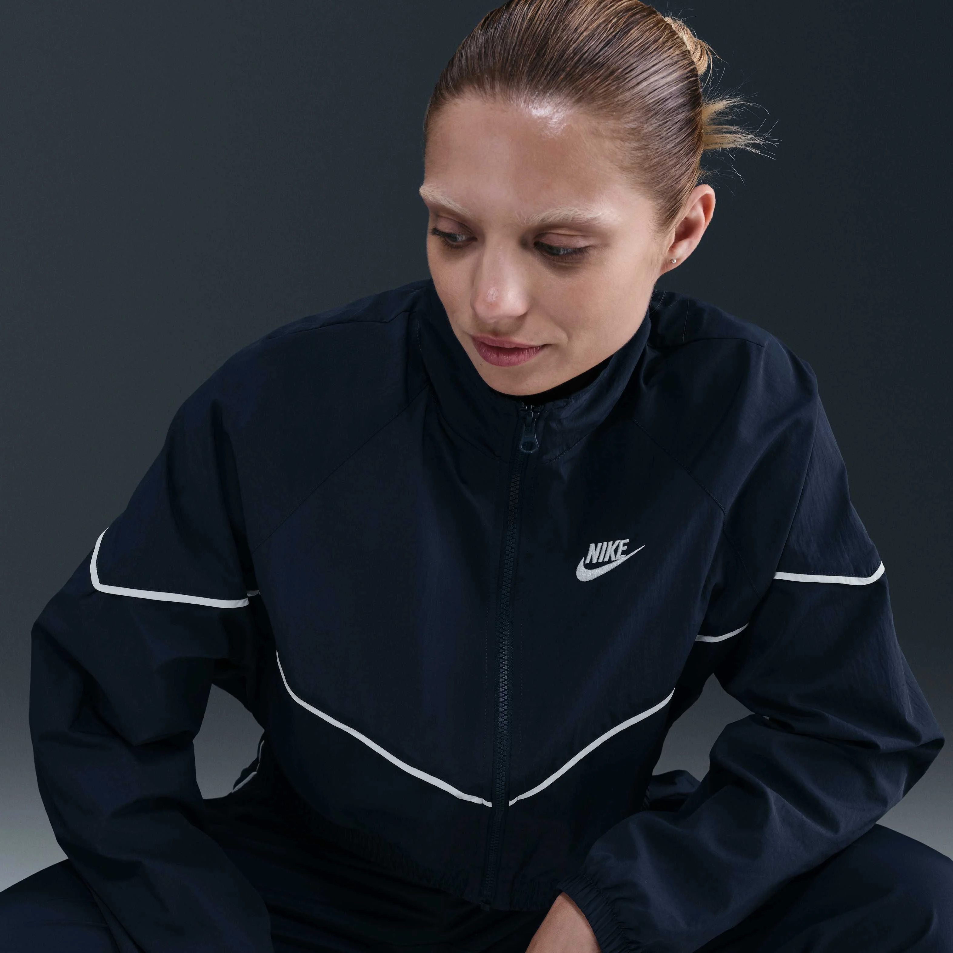 ژاکت بافته زنانه نایکی اسپرتس ویر Windrunner