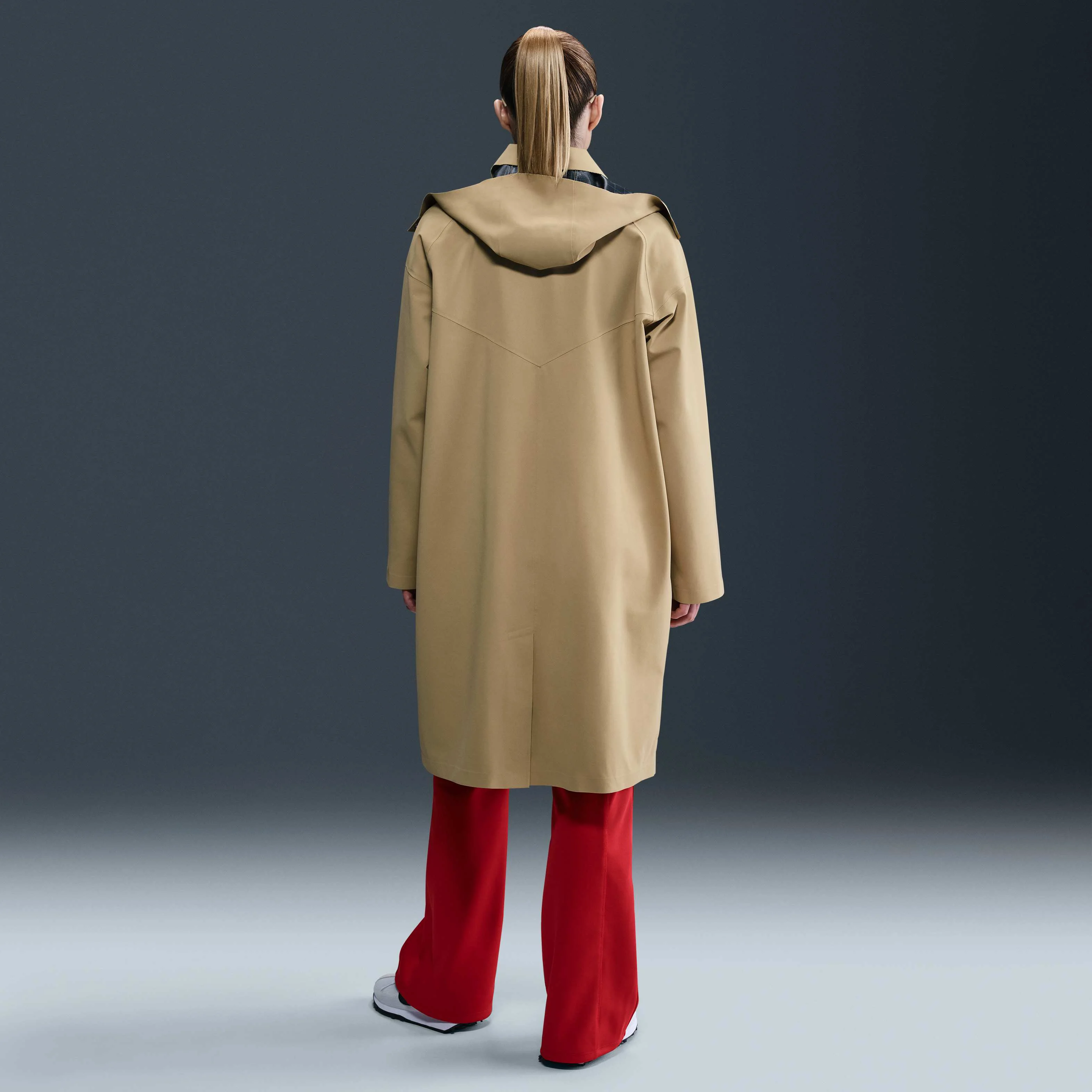 بارانی زنانه نایکی اسپرتس ویر Windrunner Storm-FIT ADV سایز بزرگ بارانی زنانه نایکی اسپرتس ویر Windrunner Storm-FIT ADV سایز بزرگ